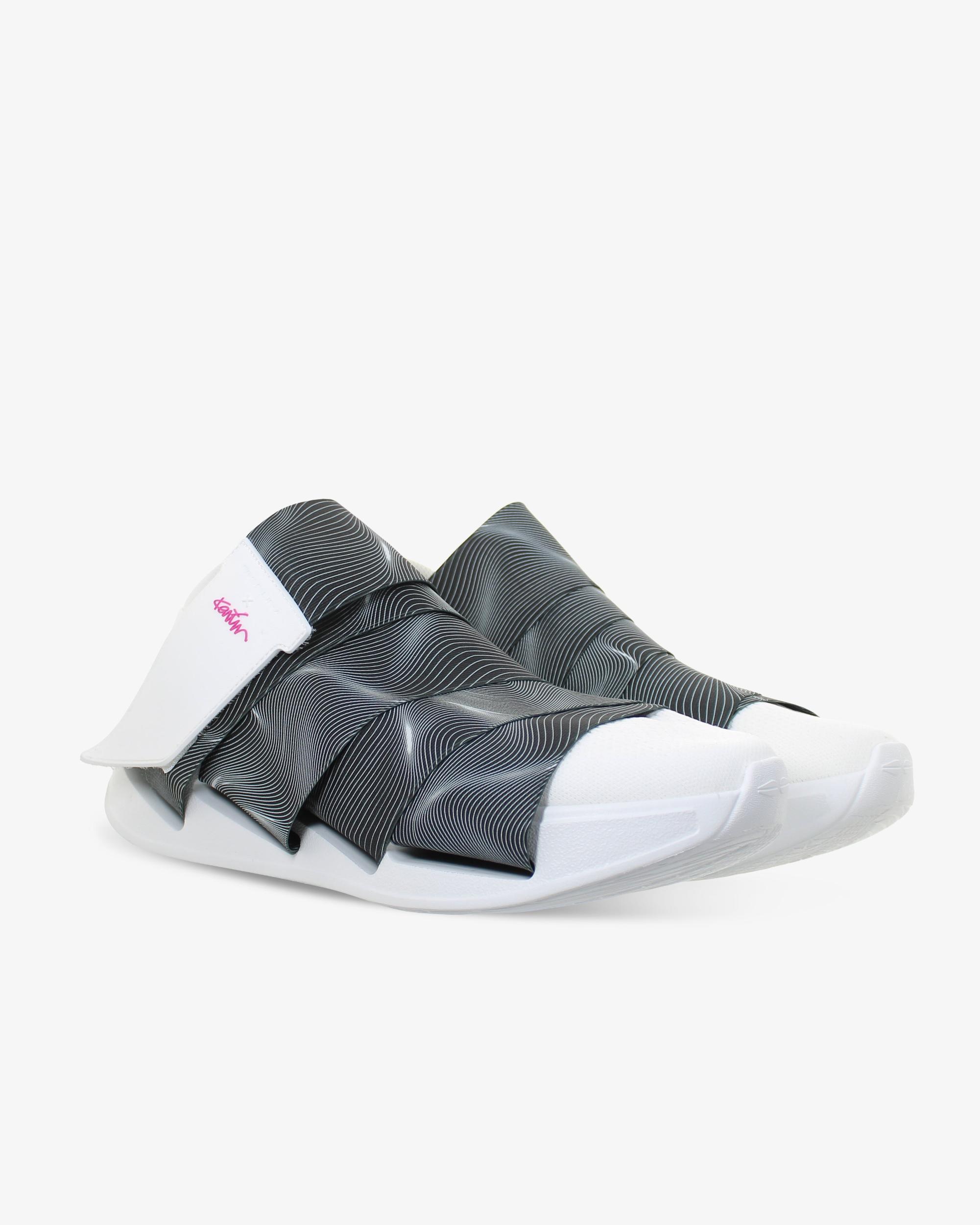 Special Edition - Karim Rashid Bands Female Product Image