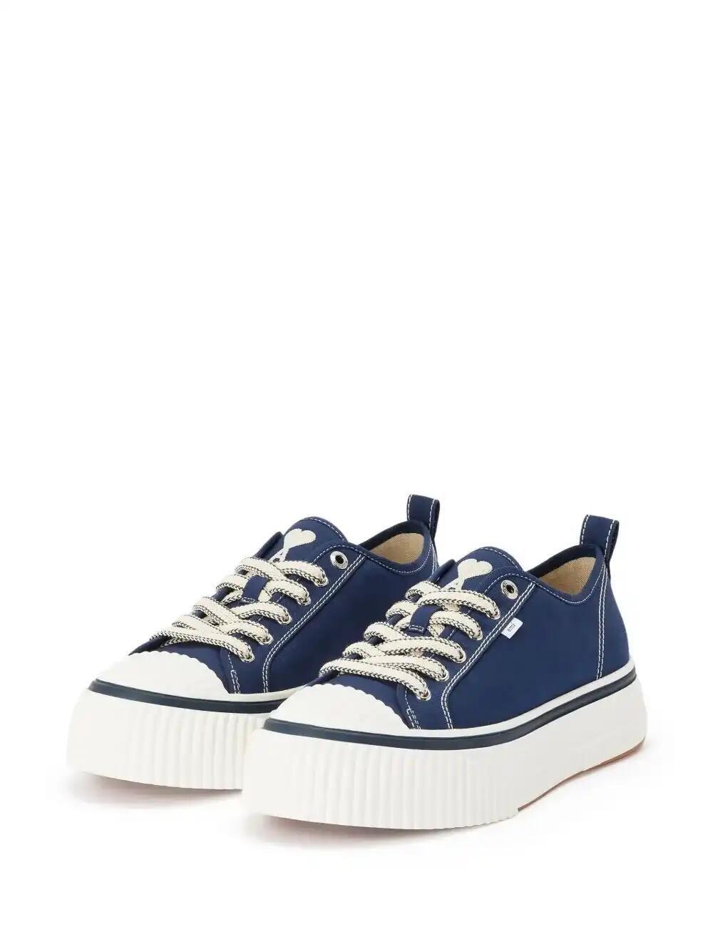platform lace-up low-top sneakers Product Image