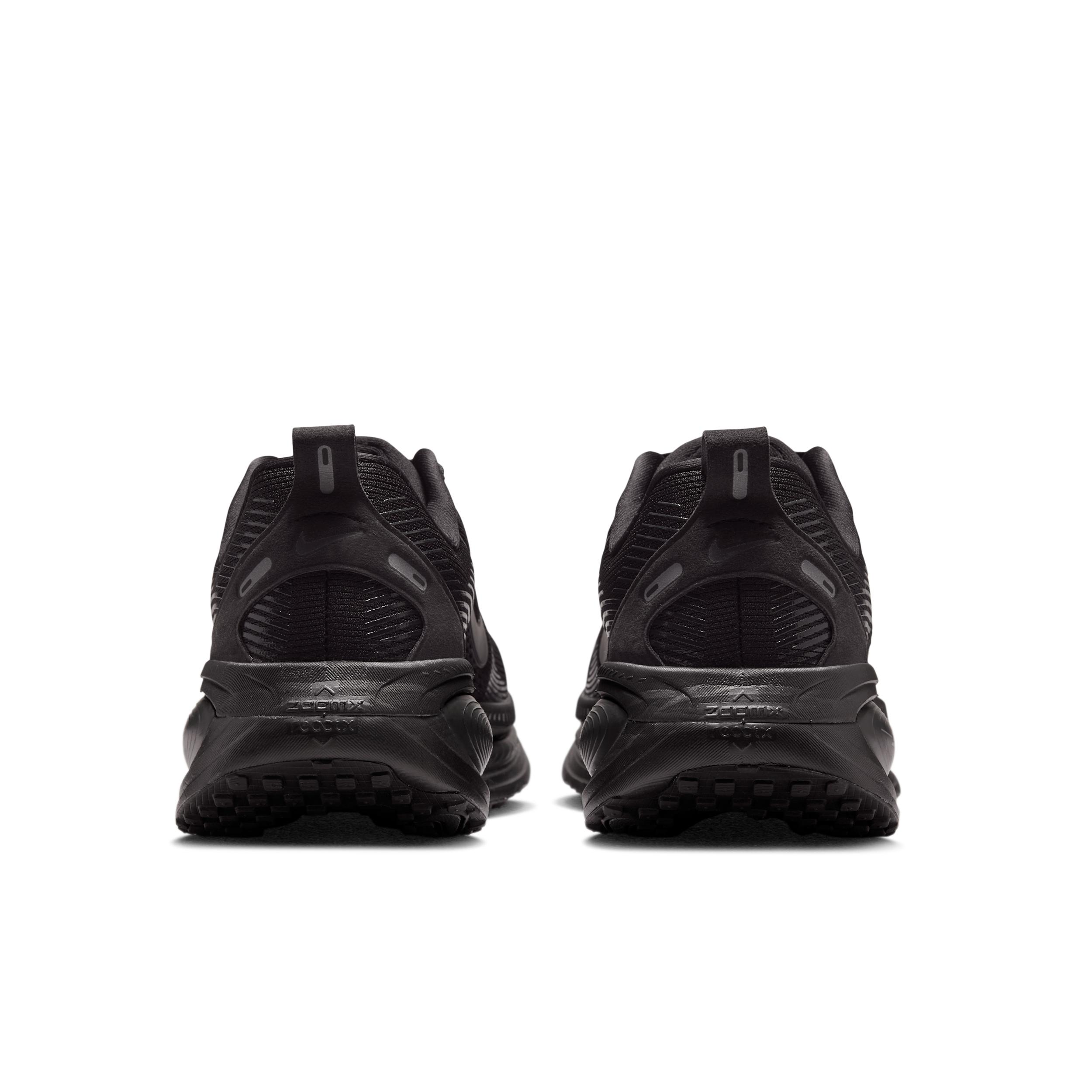 Nike Womens Vomero 18 Road Running Shoes | HM6804-004 Product Image