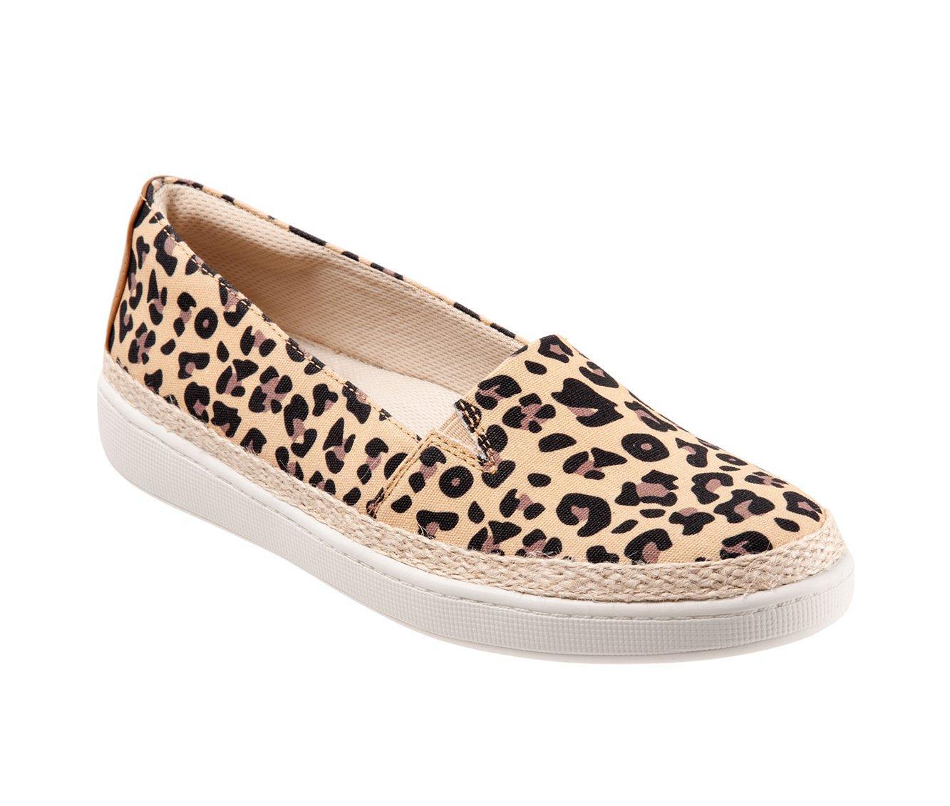 Women's Trotters Accent Slip-On Shoes Product Image