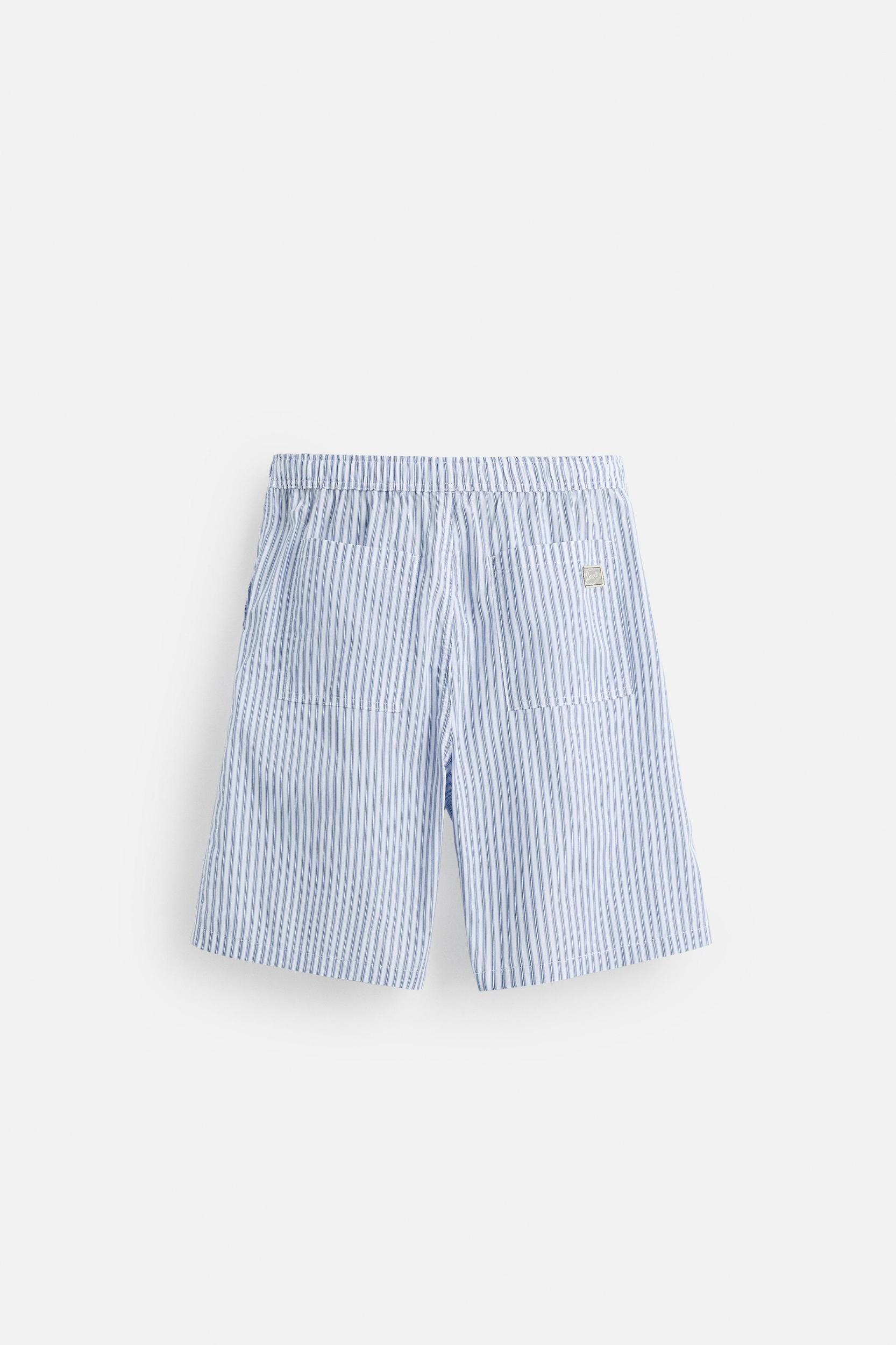 STRIPED RELAXED FIT SHORTS Product Image