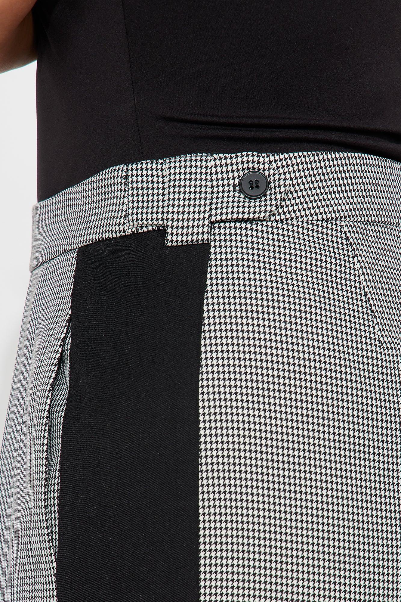 Jolie Houndstooth Trouser Pant 33 - Black/combo Female Product Image