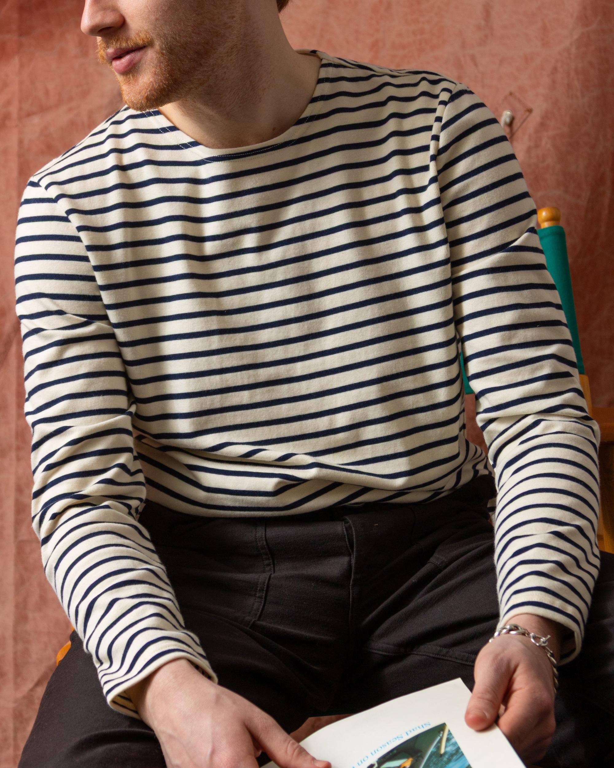 Men’s Breton Stripe Boatneck Tee in Off White/Navy Product Image