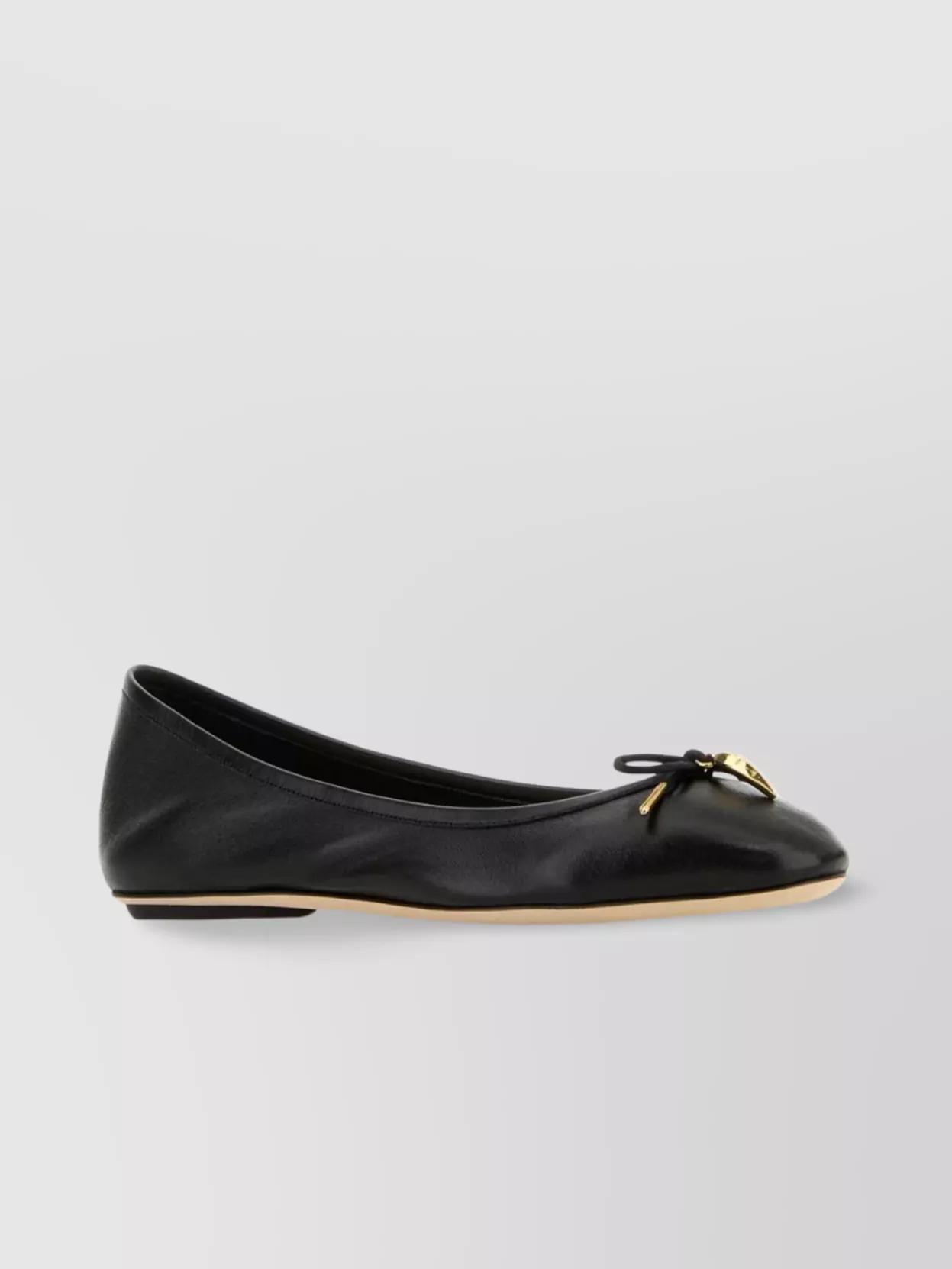 CHLOÉ Bow Detail Round Toe Flat Sole Ballerina Shoes In Black Product Image