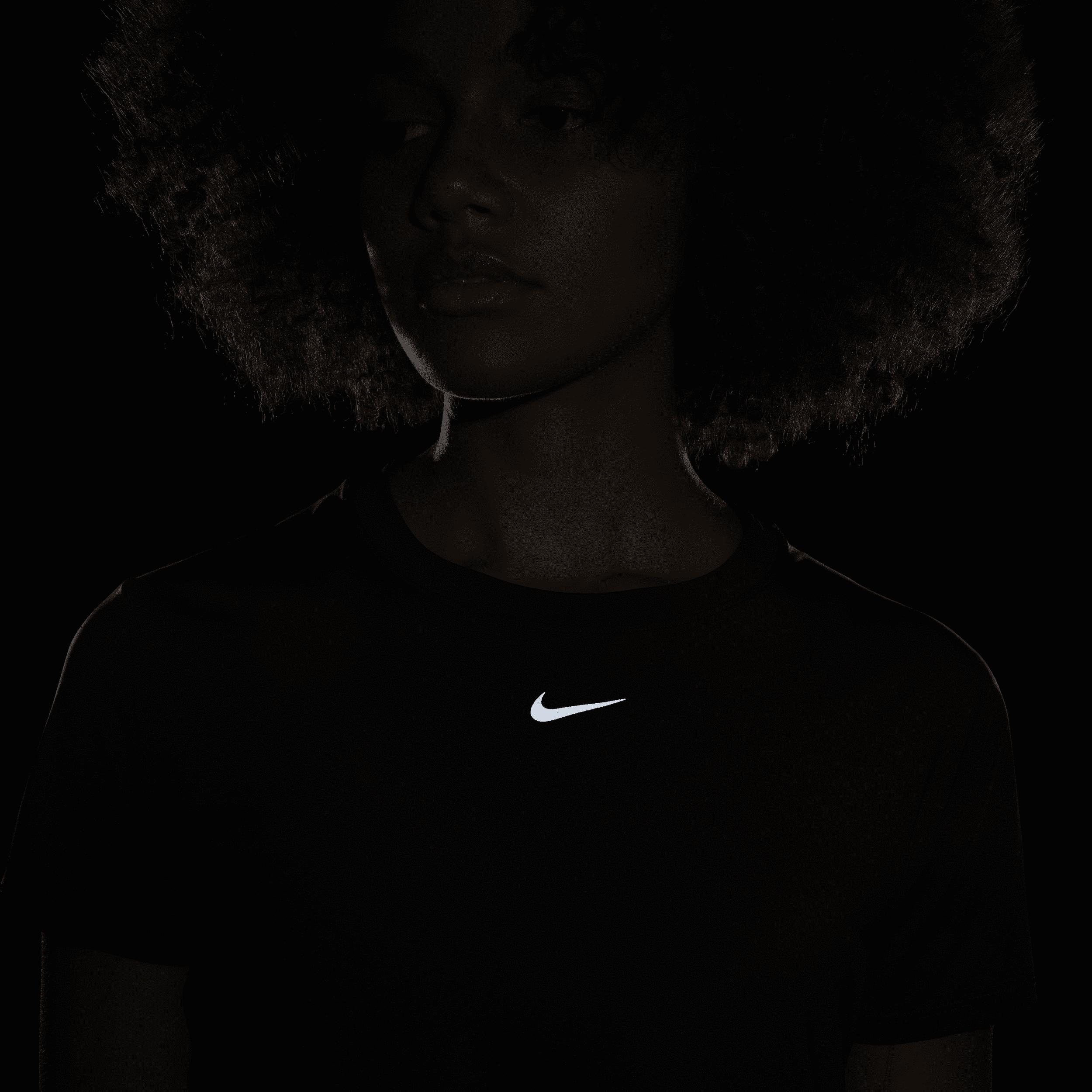 Women's Nike One Dri-FIT Crop Short Sleeve Top,  Product Image