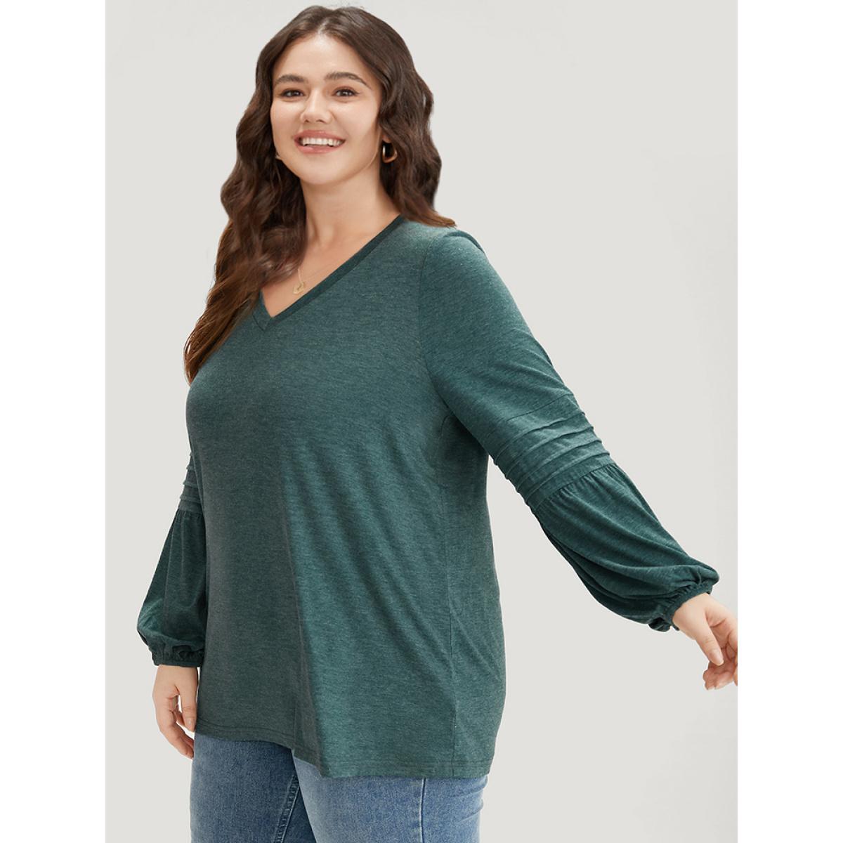 Plus Size Plain V Neck Gathered Elastic Waist Pleated T-shirt DarkGreen Women Elegant Elastic cuffs Plain V-neck Dailywear T-shirts BloomChic 30/6X Product Image