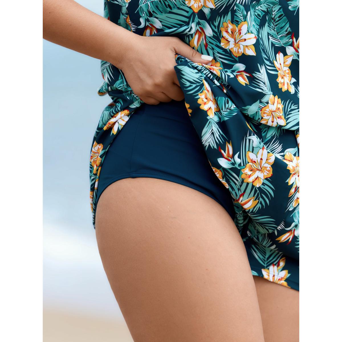 Plus Size Tropical Flower Print Pockets One-Piece Swimsuit Women's Swimwear Indigo Resort Gathered Curve Bathing Suits High stretch One Pieces BloomChic 22-24/3X Product Image