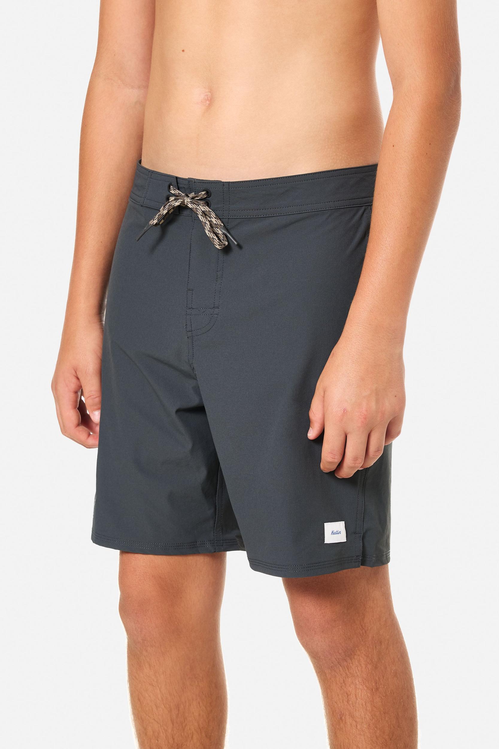 BOYS OTG CREST SURF TRUNK - BLACK WASH / 24 Product Image