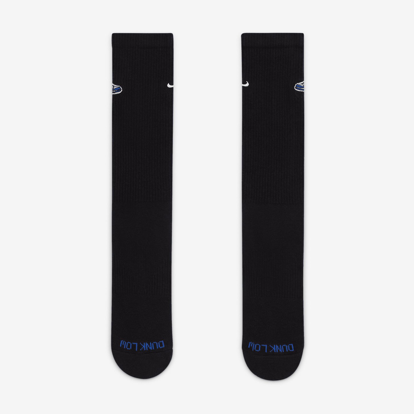 Nike Everyday Plus Cushioned Crew Socks (1 Pair) Product Image