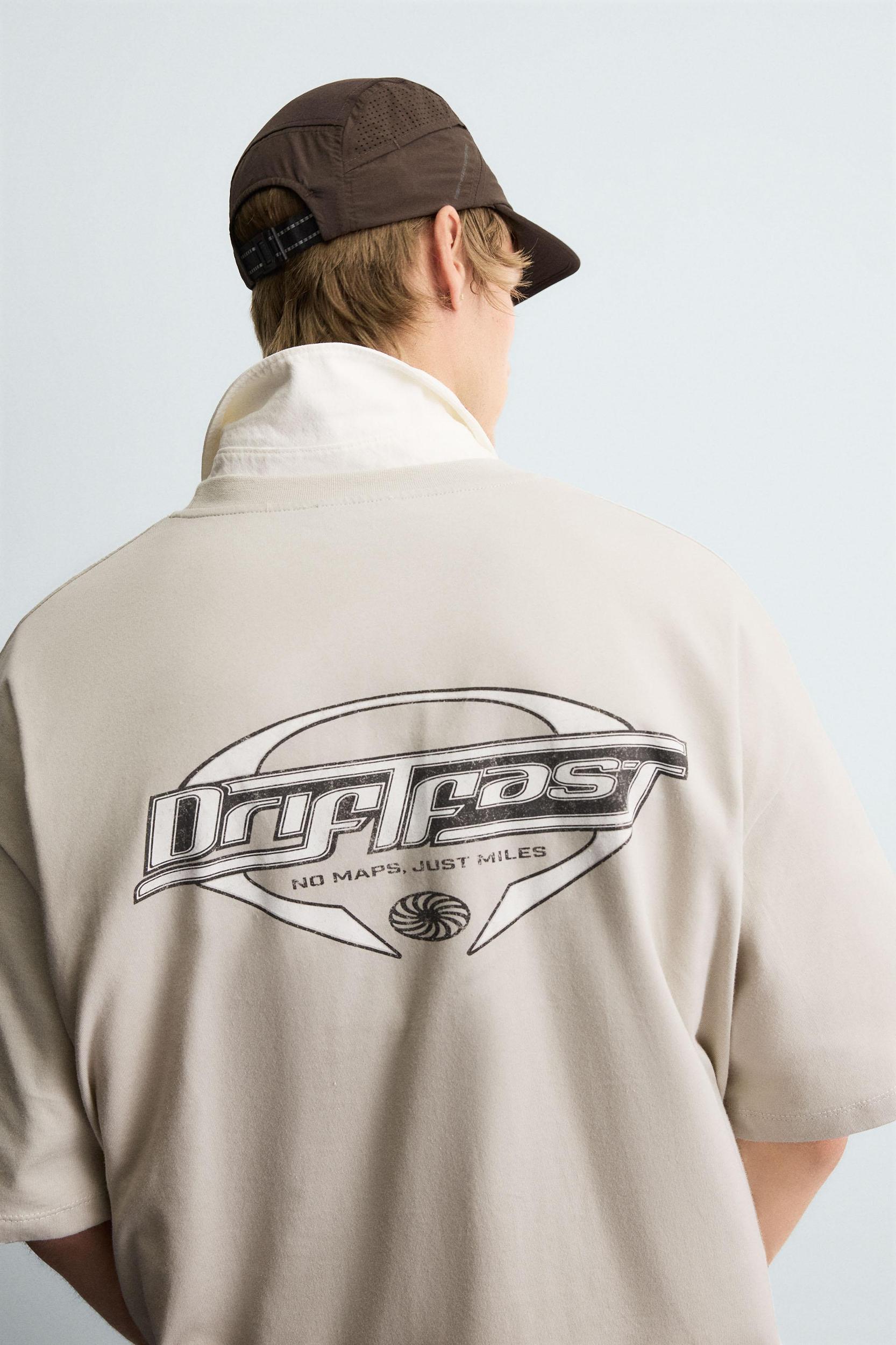 WASHED GRAPHIC T-SHIRT Product Image