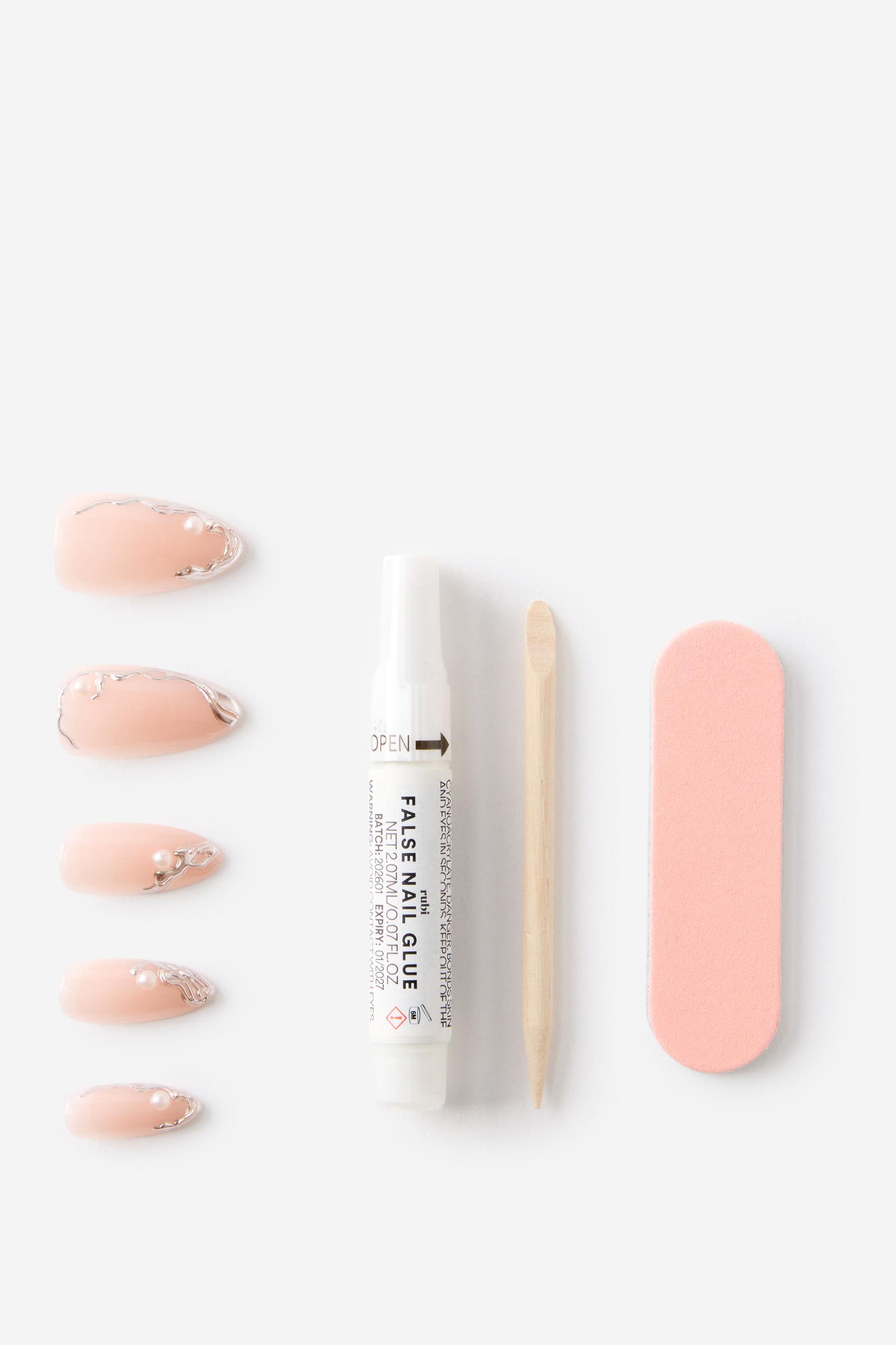 Press On Nails Product Image