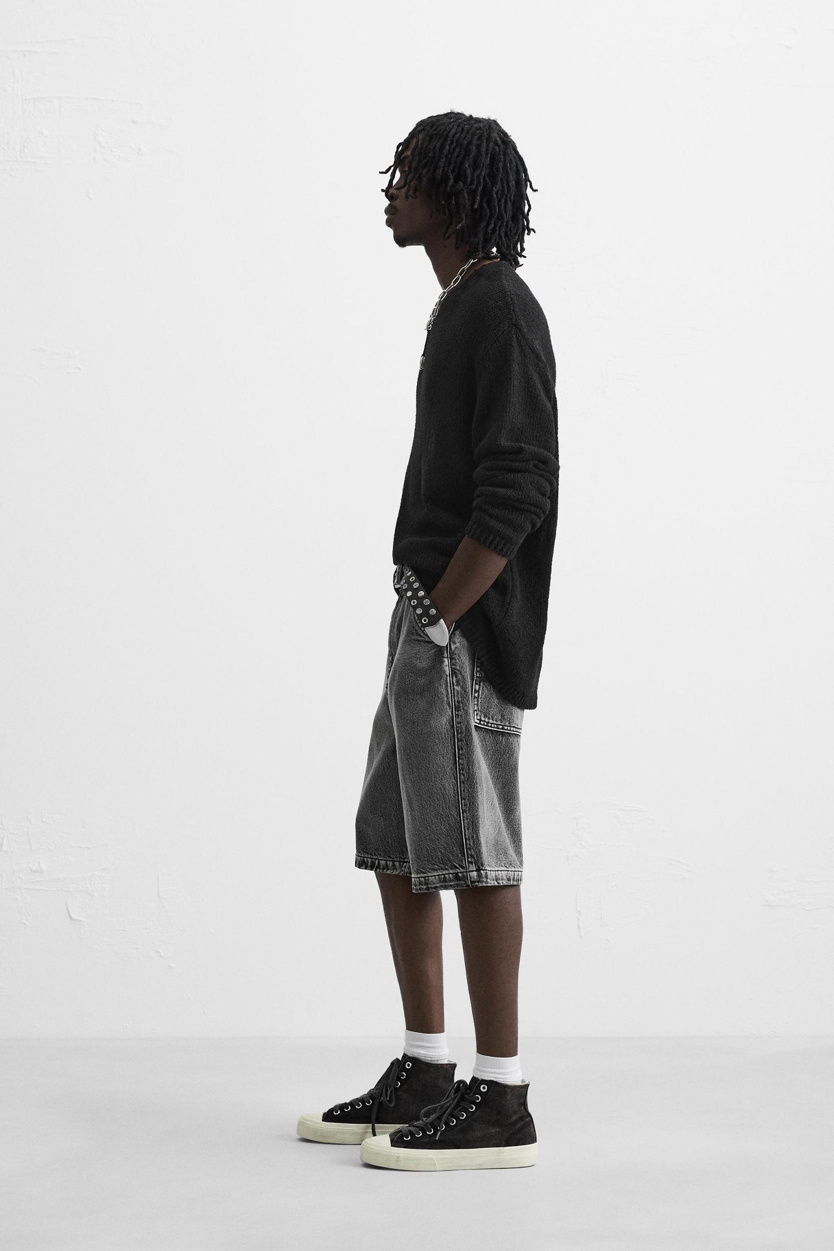 WASHED BAGGY FIT DENIM SHORTS Product Image