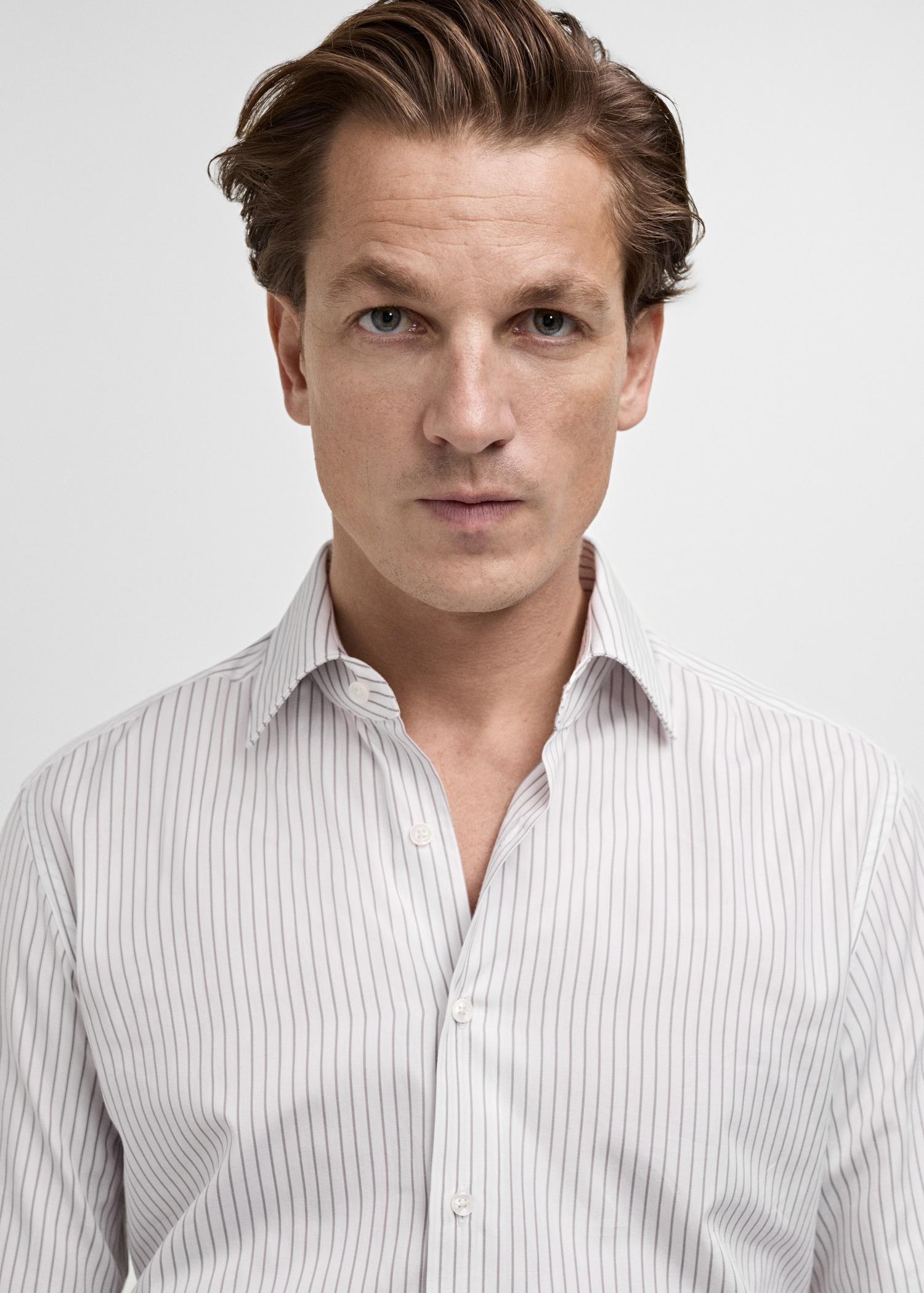 100% cotton striped suit shirt - Men | MANGO USA Product Image