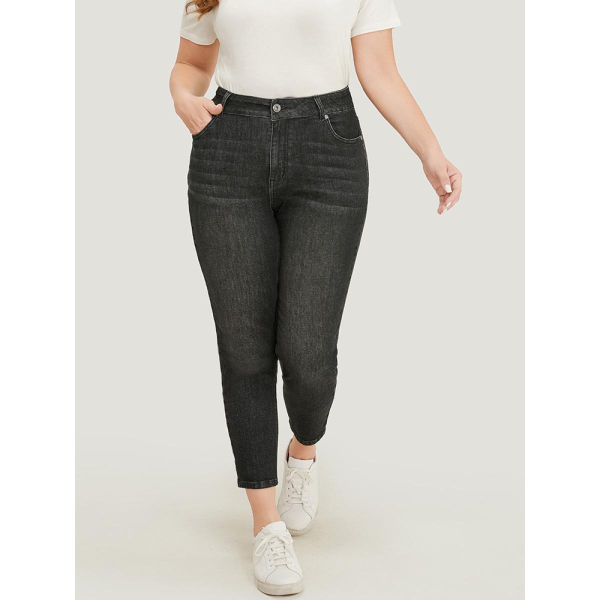 Plus Size Very Stretchy High Rise Black Wash Vintage Jeans Women Black Casual Plain High stretch Pocket Jeans BloomChic 24/3X Product Image