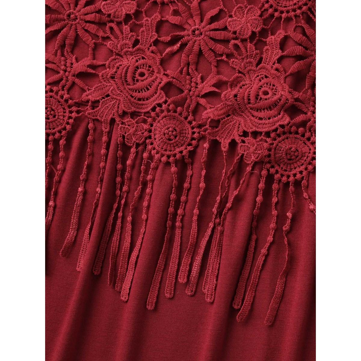 Plus Size Lace Spliced Stretchy Sleeveless Top Women Scarlet Elegant Gathered Round Neck Everyday Tank Tops Camis BloomChic 10/M Product Image