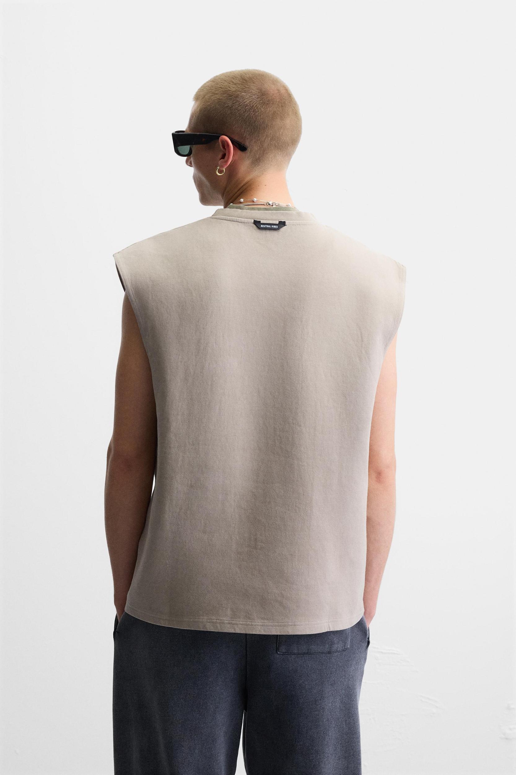 RELAXED FIT TANK TOP Product Image
