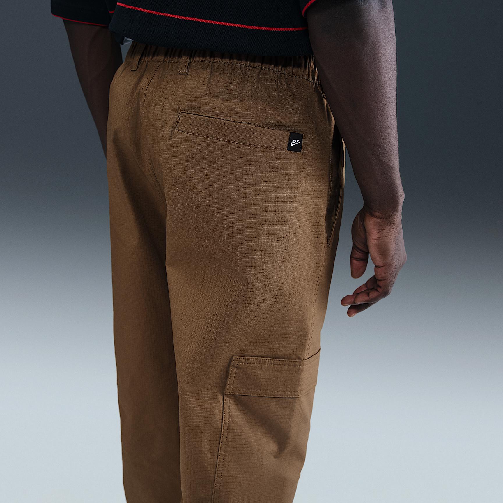 Mens Nike Sportswear Club Woven Cargo Pants | HV1433-010 Product Image