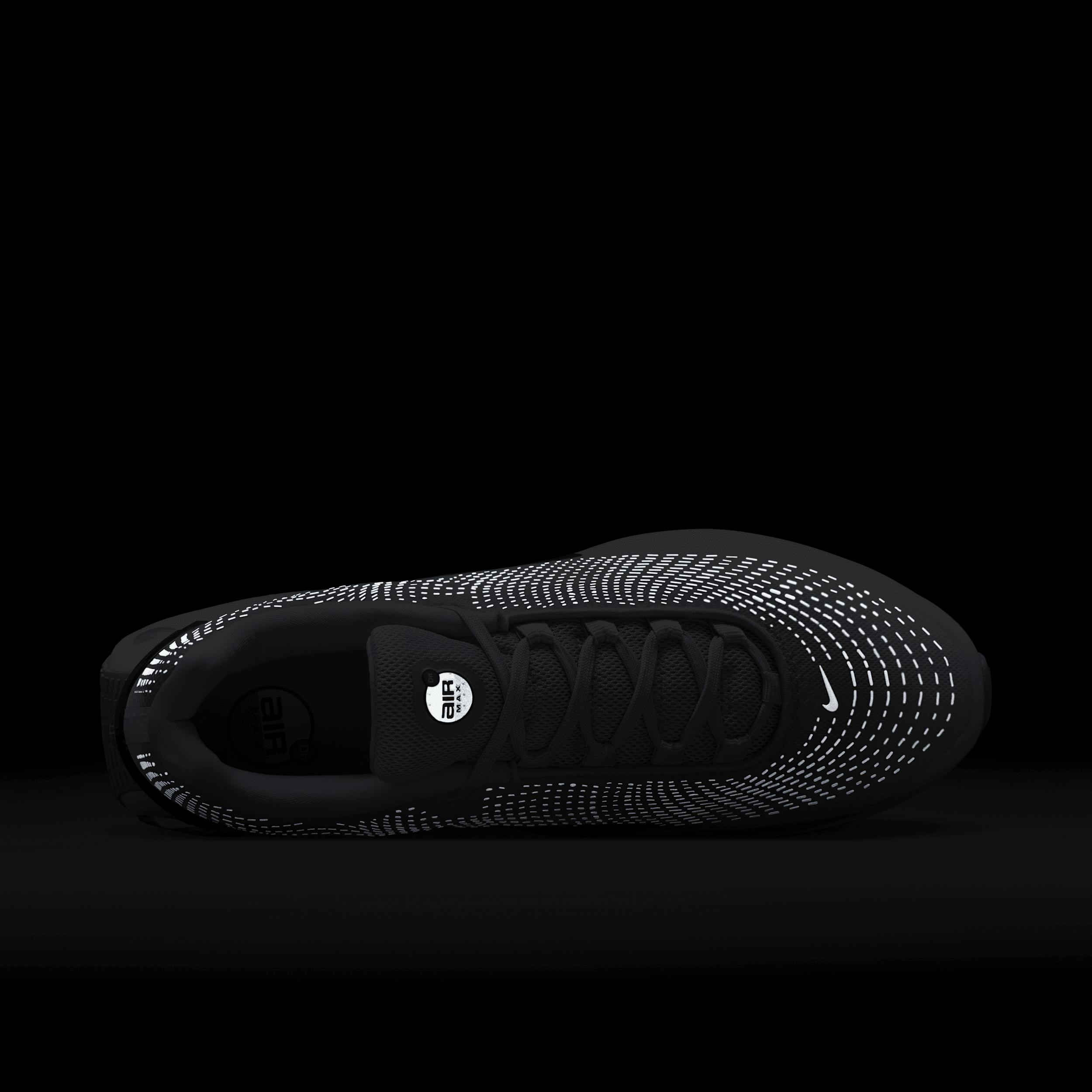 Nike Womens Air Max Dn Premium Shoes | HQ0013-001 Product Image