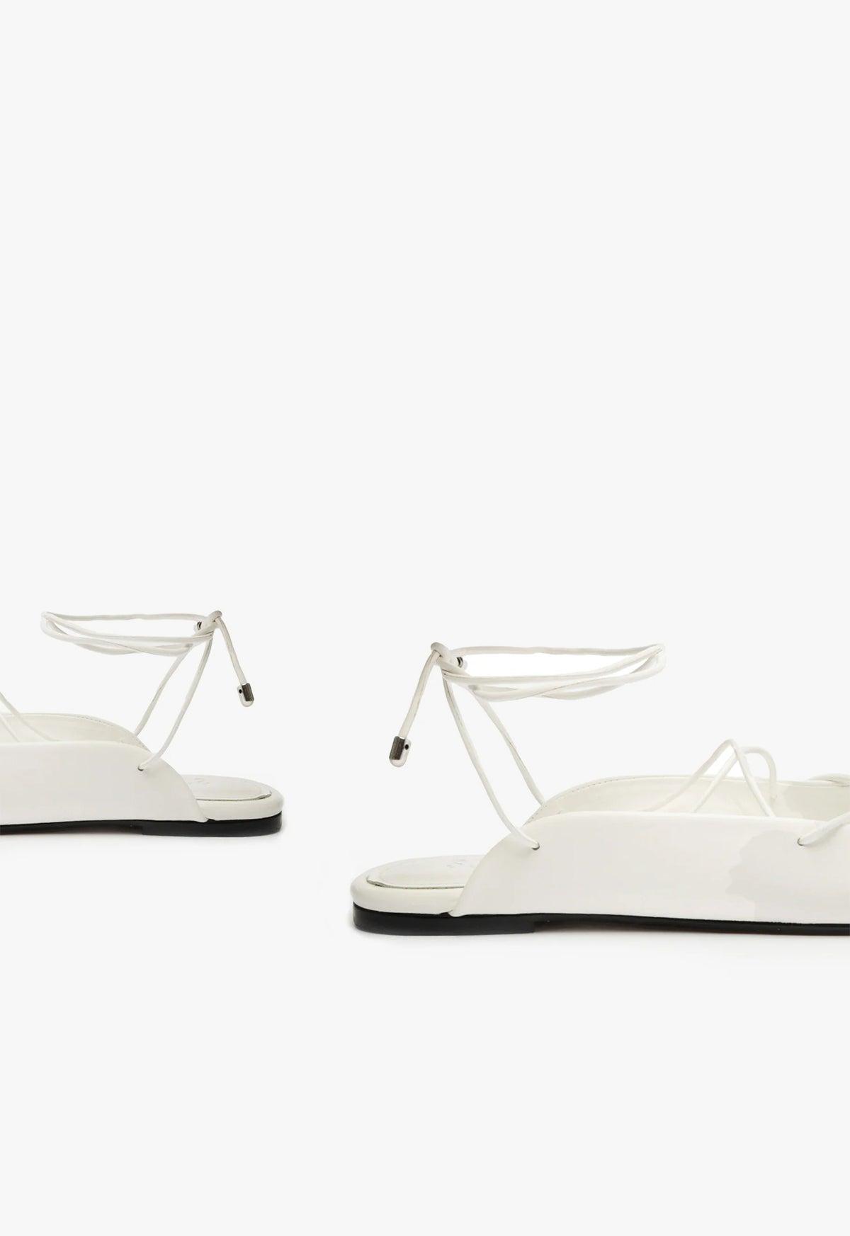 Cami Casual Leather Flat Female Product Image