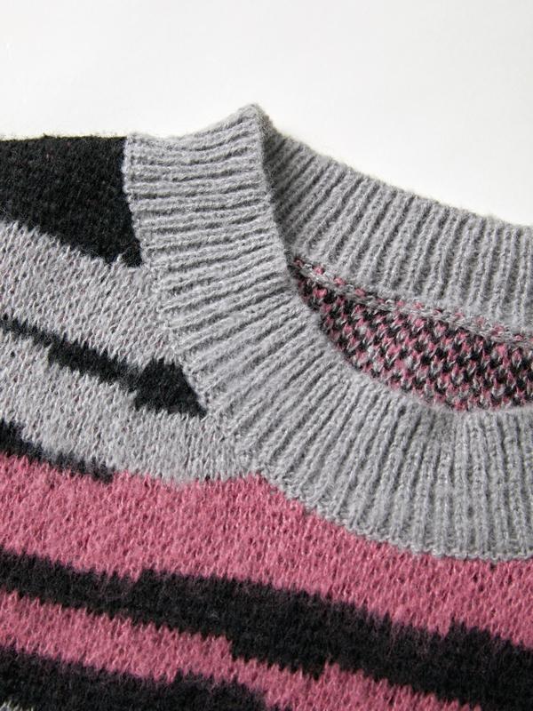 Contrast Color Irregular Jacquard Crew Neck Sweater Product Image