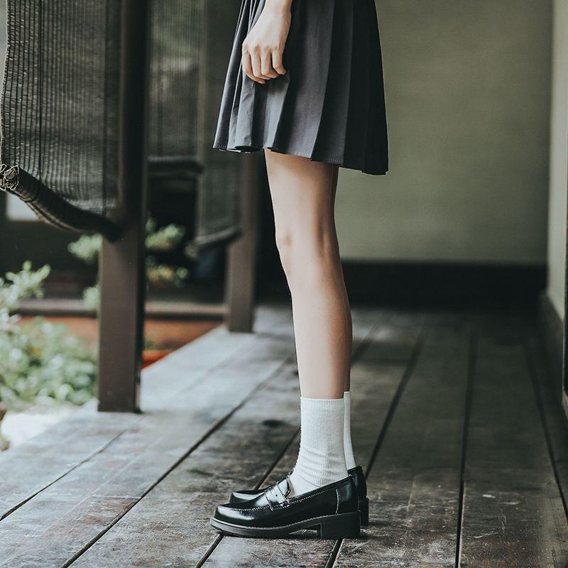 Faux Leather Plain Loafers Product Image