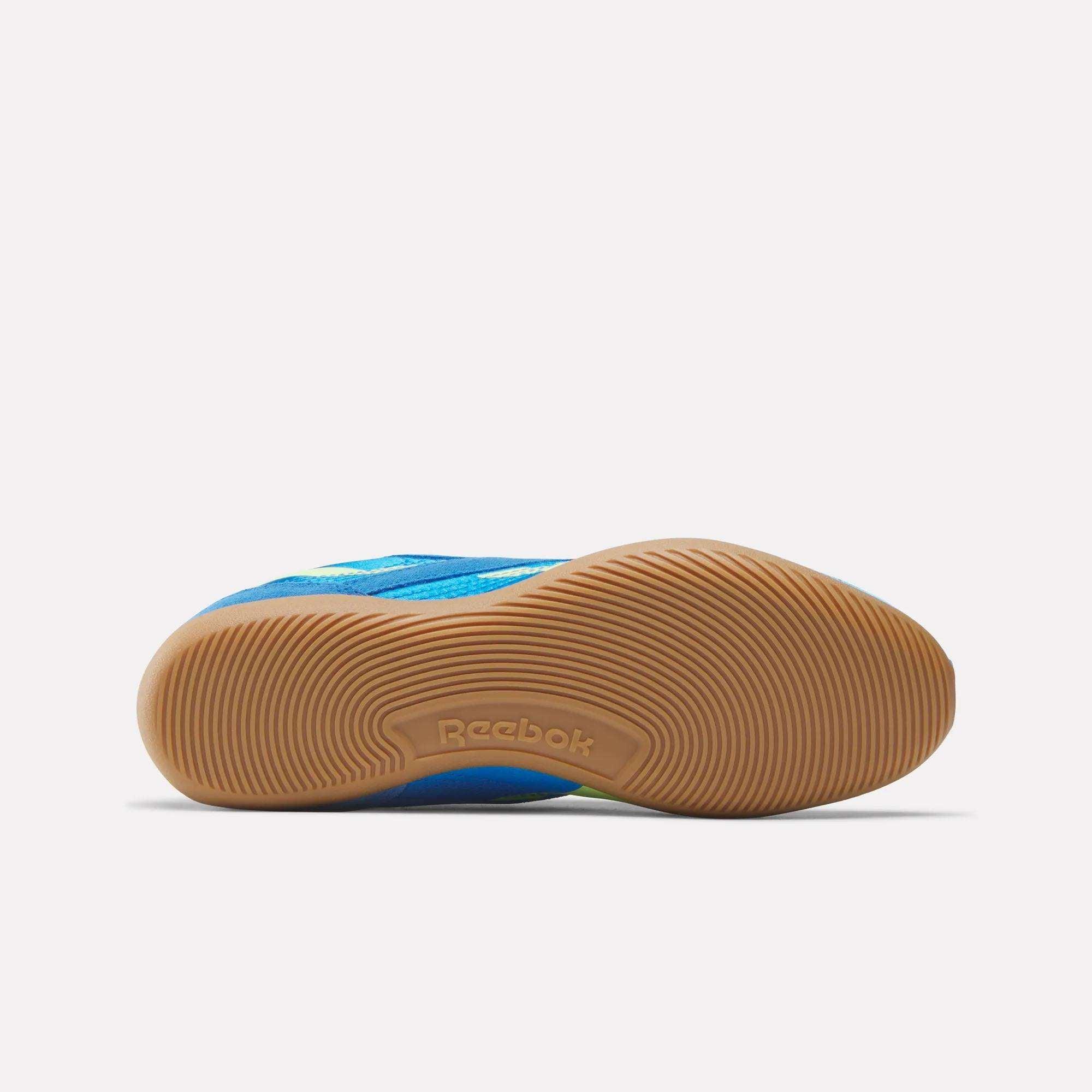 Women's Ultra Lo Shoes Female Product Image