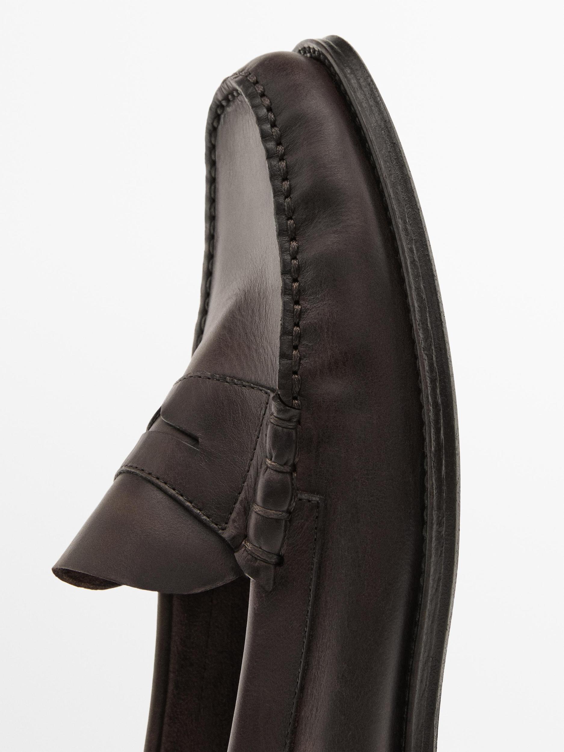 Oiled leather penny strap loafers Product Image