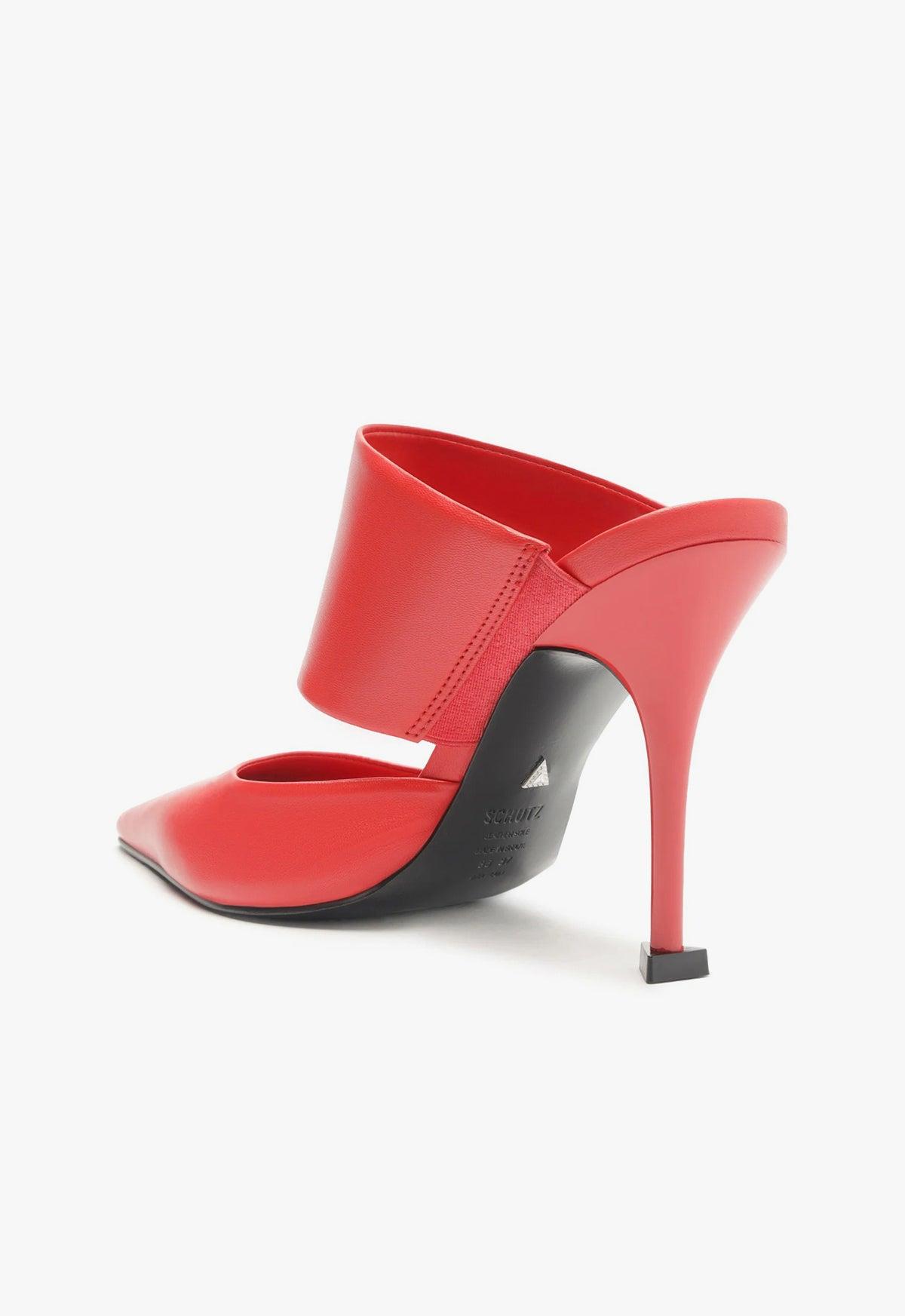 Quereda Leather Pump Female Product Image