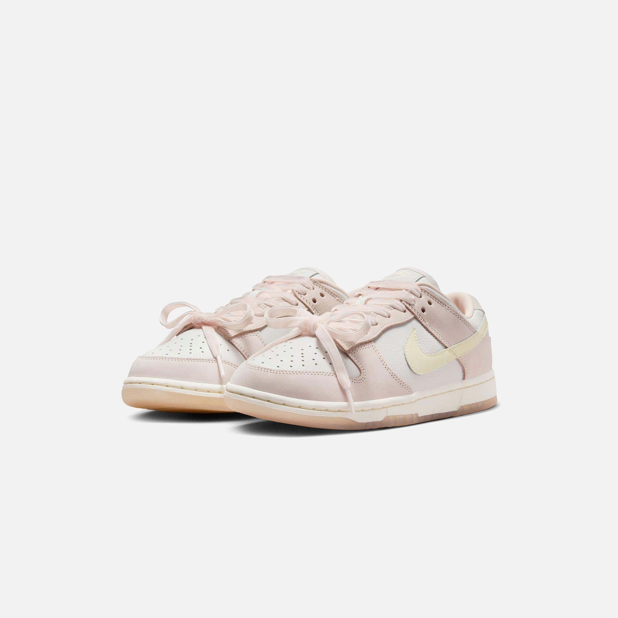 Nike WMNS Dunk Low PRM - Light Soft Pink / Coconut Milk Female Product Image