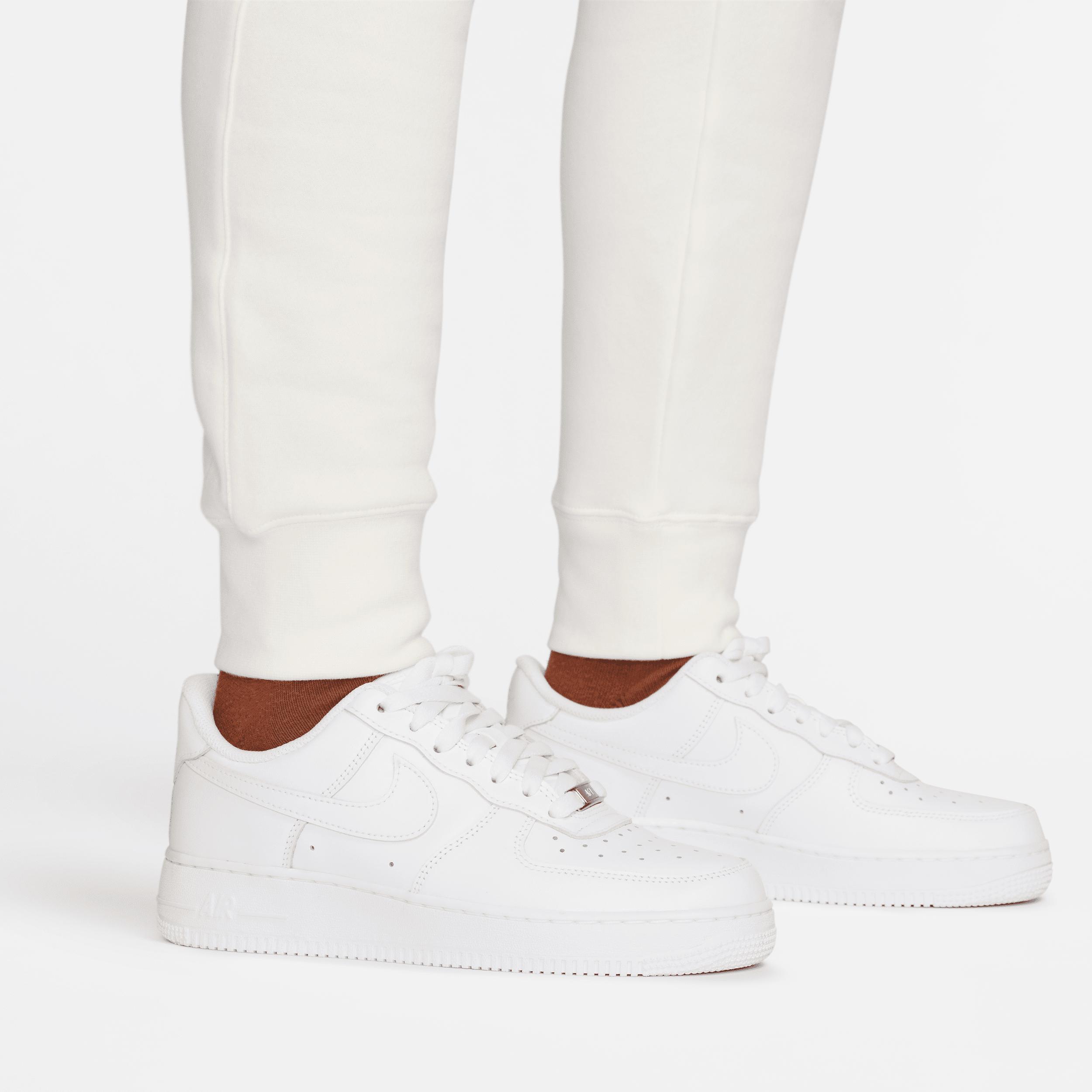 Mens Nike Sportswear Club Fleece Jogger Pants | BV2671-133 Product Image