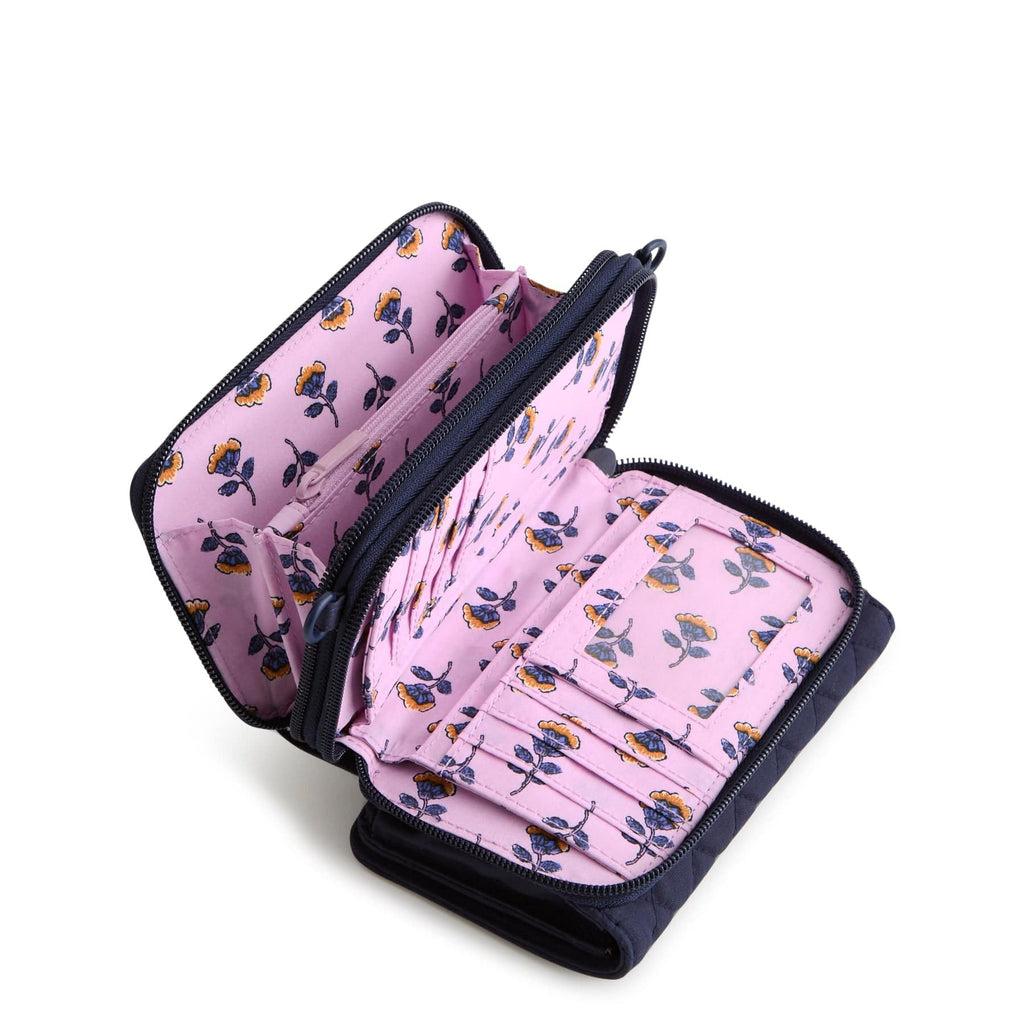 Outlet 3-in-1 Crossbody Product Image