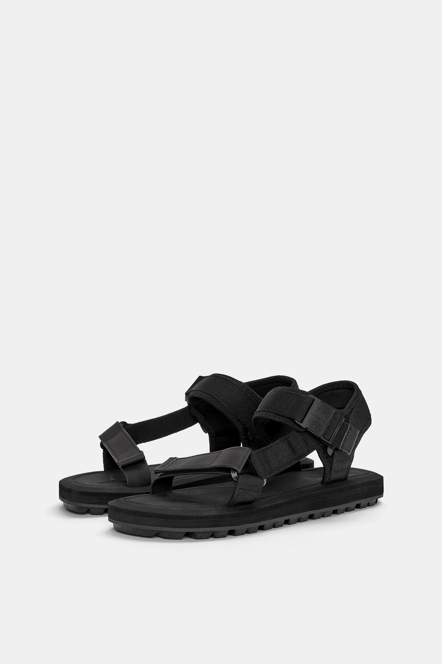 Strappy sandals Product Image