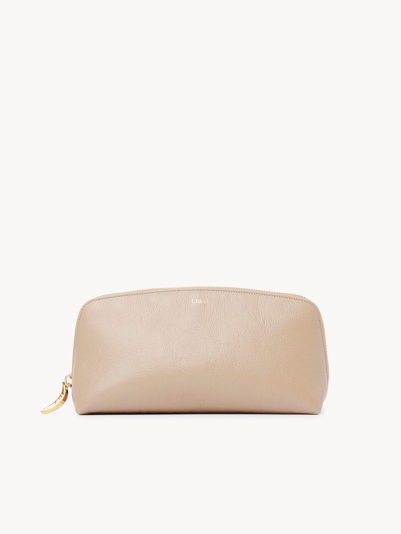 Banana cosmetic pouch in grained leather Product Image