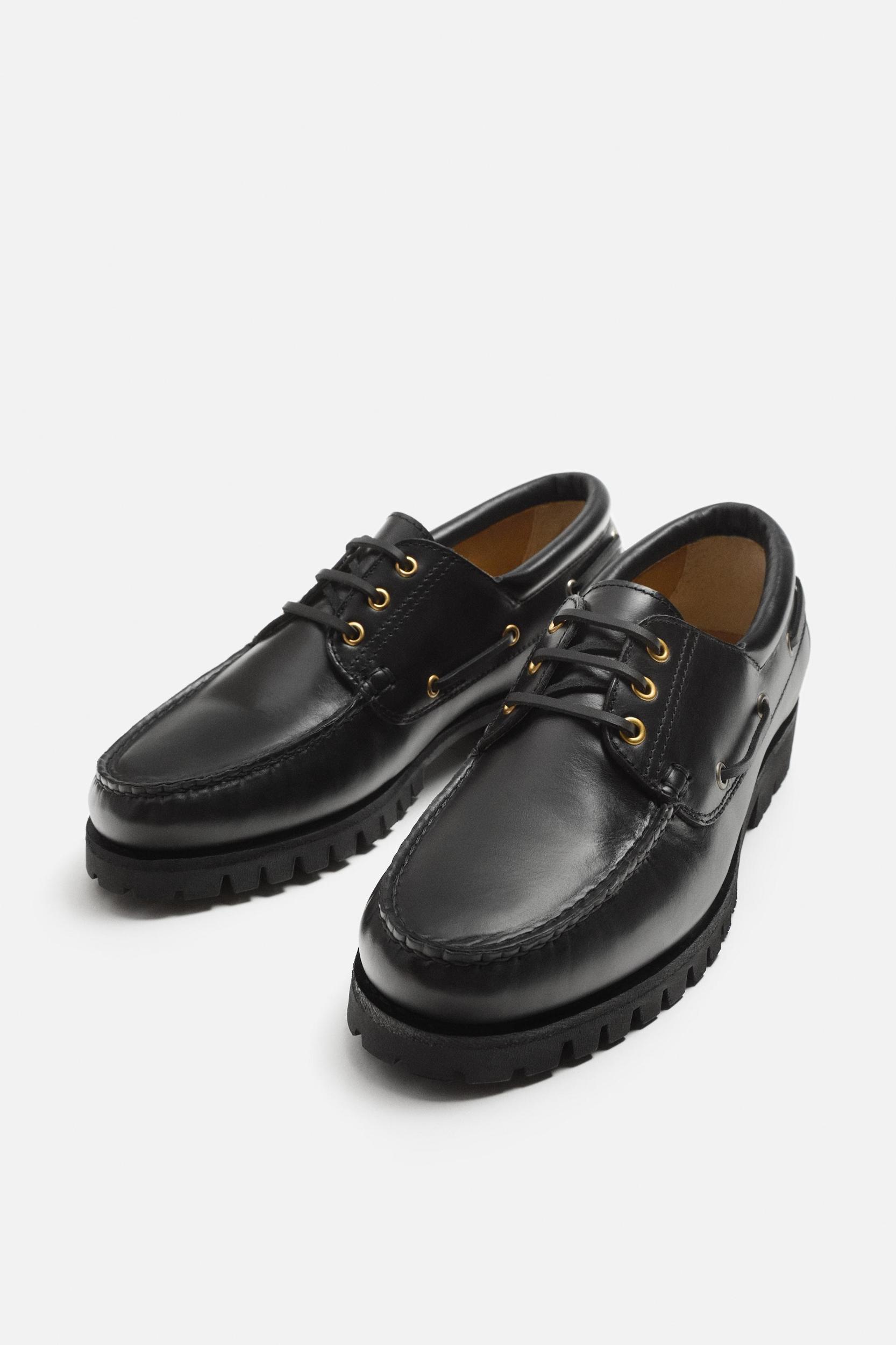 LEATHER BOAT SHOES Product Image