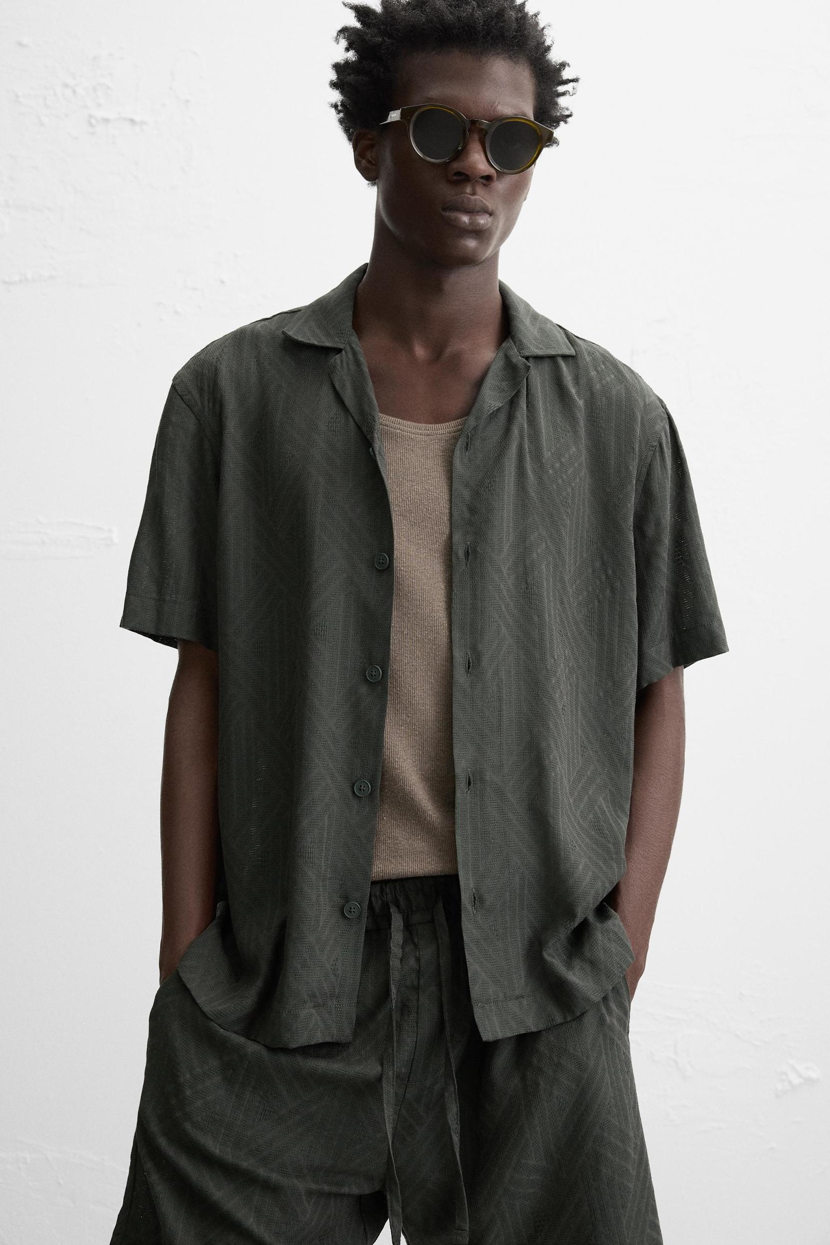 STRIPED JACQUARD SHIRT Product Image