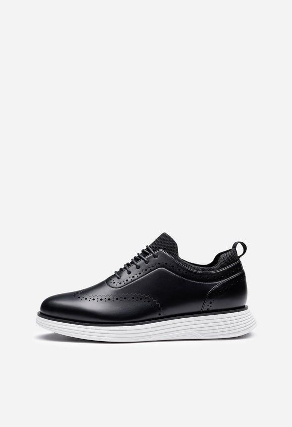 Men's Semi-Casual Wingtip Sneaker Product Image