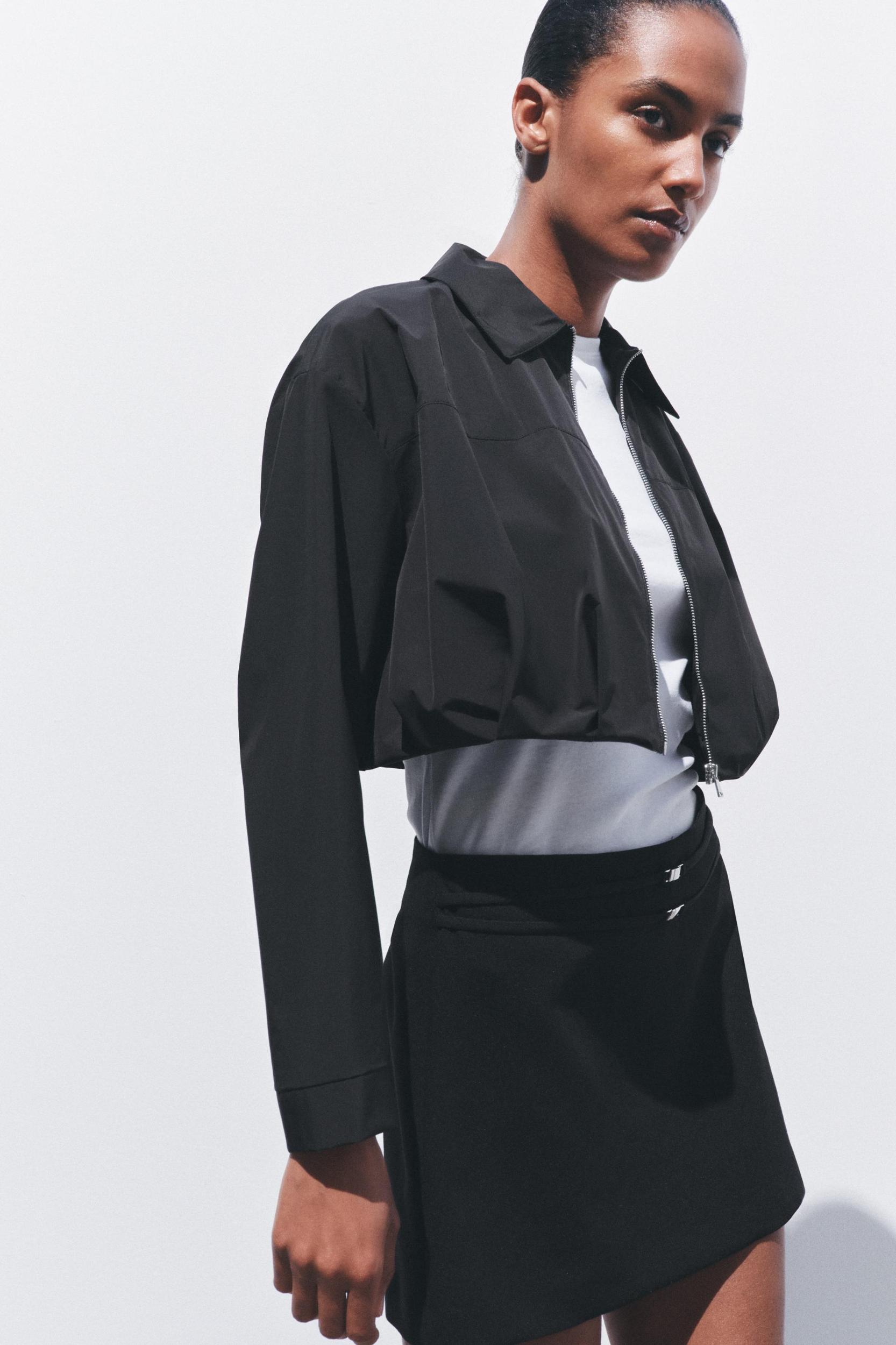 PLEATED CROPPED JACKET Product Image
