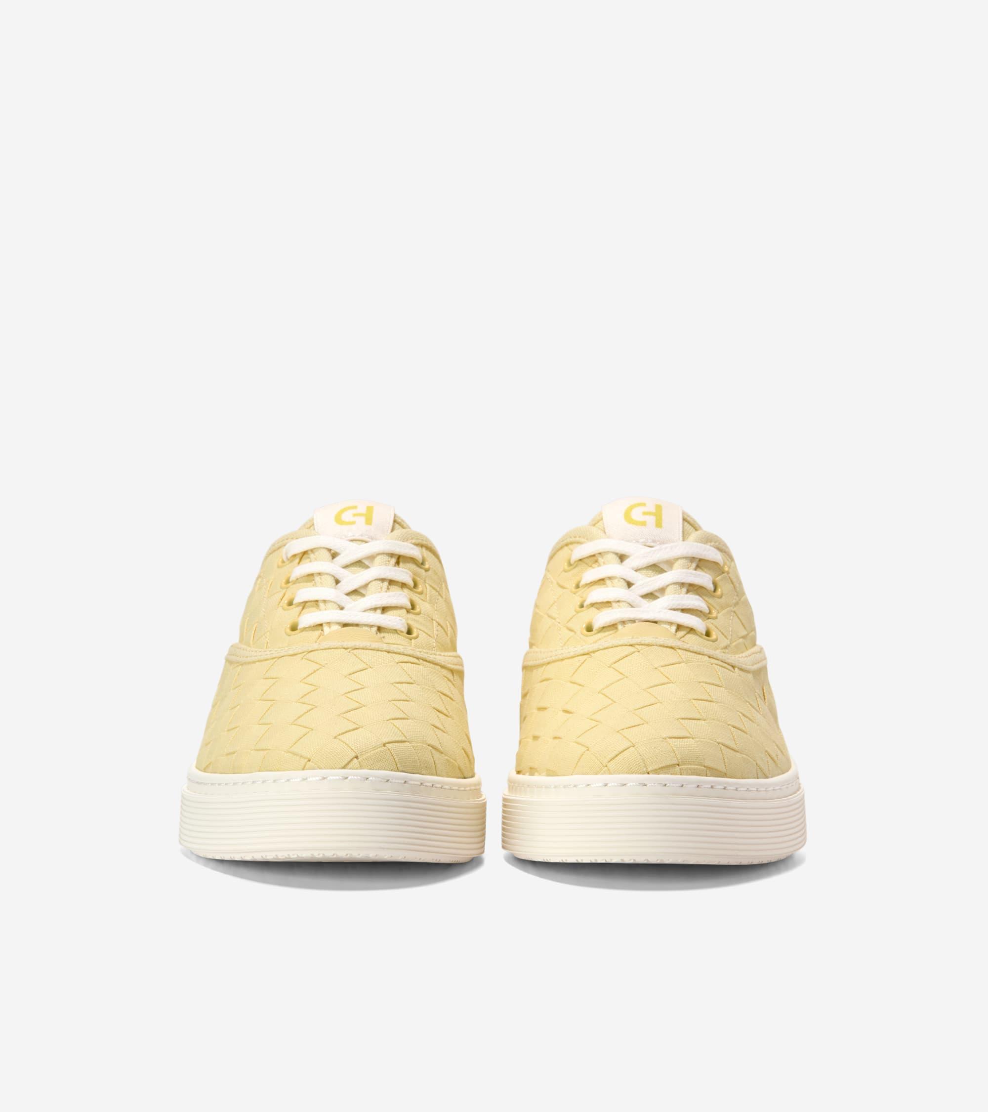 Women's Essential Soft Leather Tote Bag Product Image