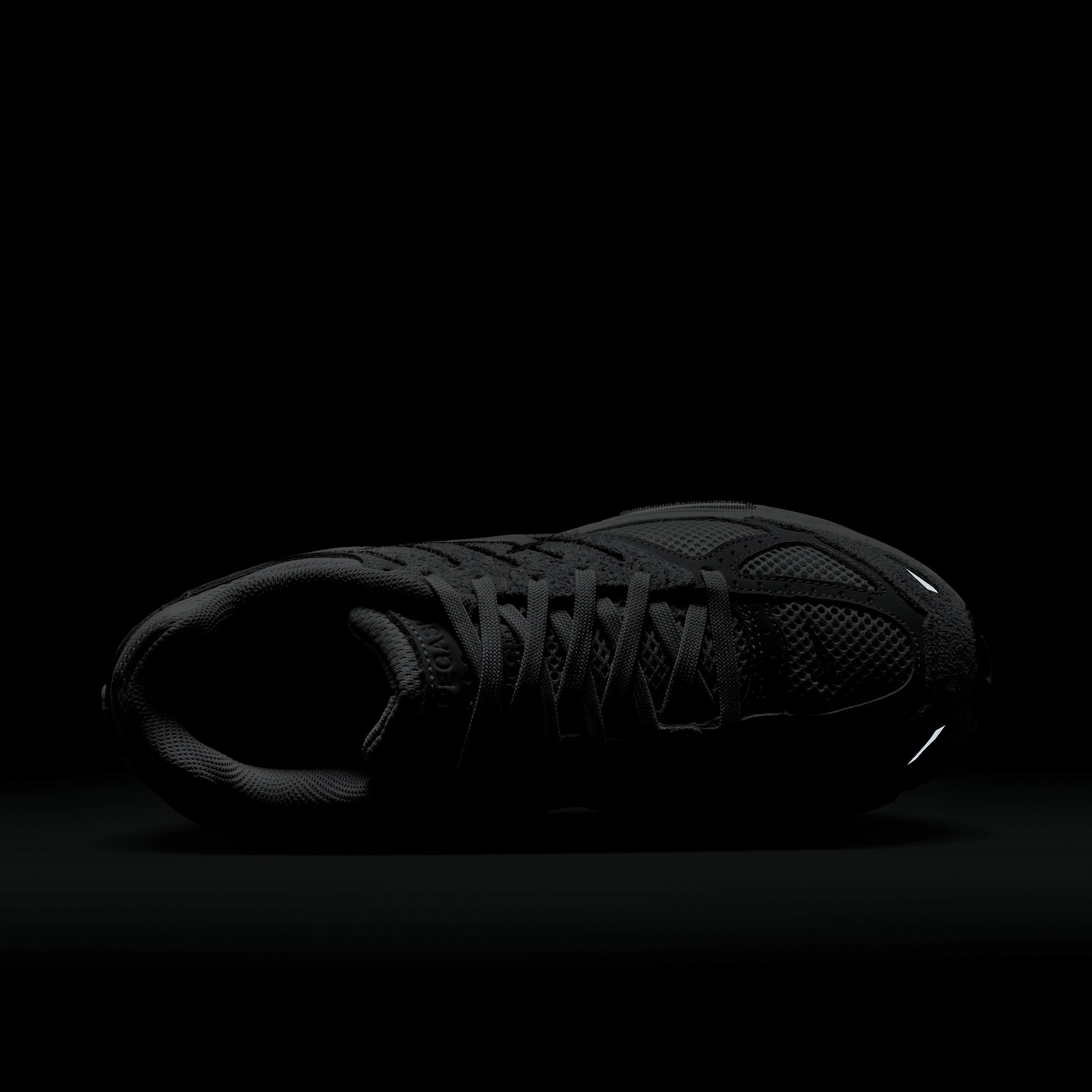 Nike Womens Air Pegasus 2005 Shoes | HQ1675-100 Product Image