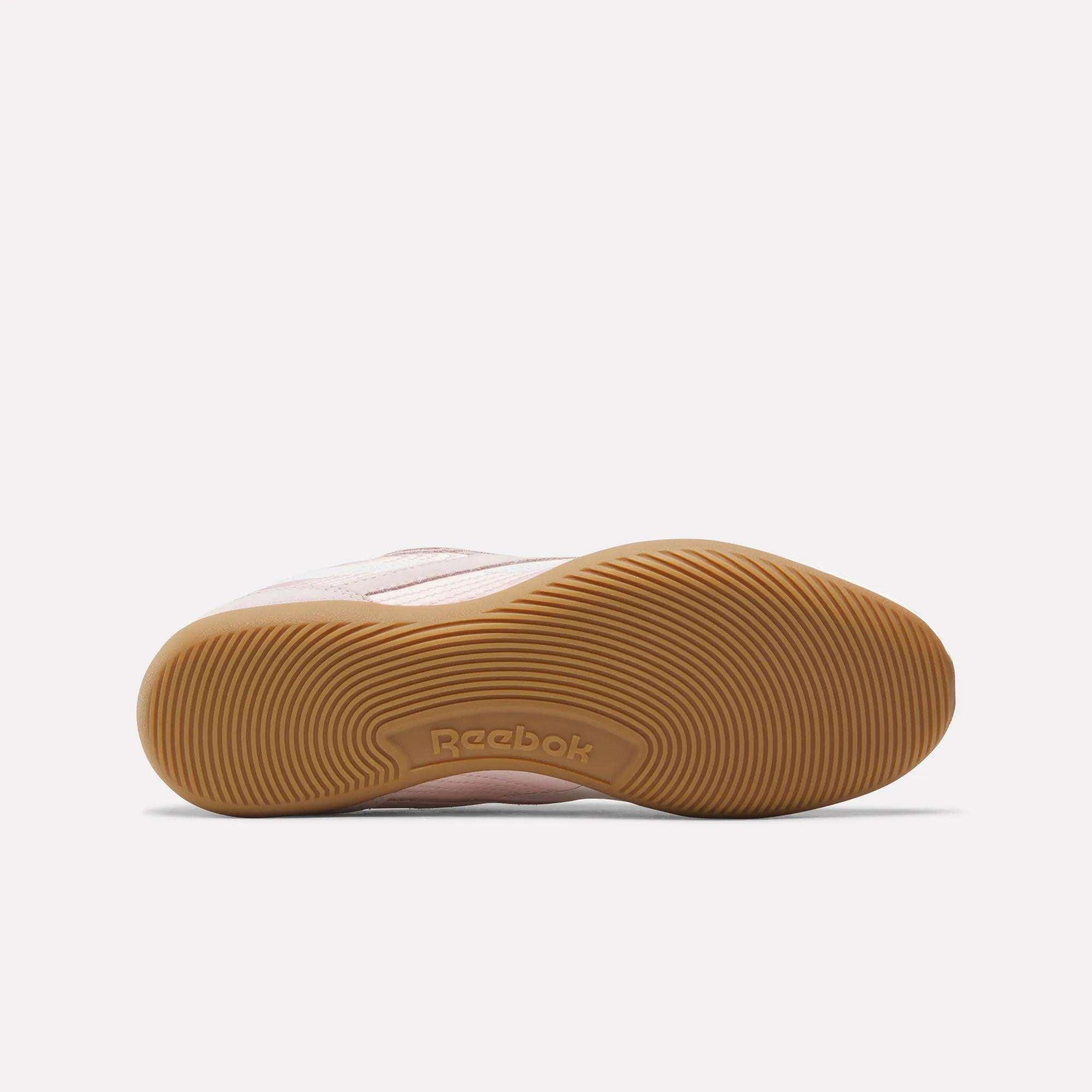 Women's Ultra Lo Shoes Product Image