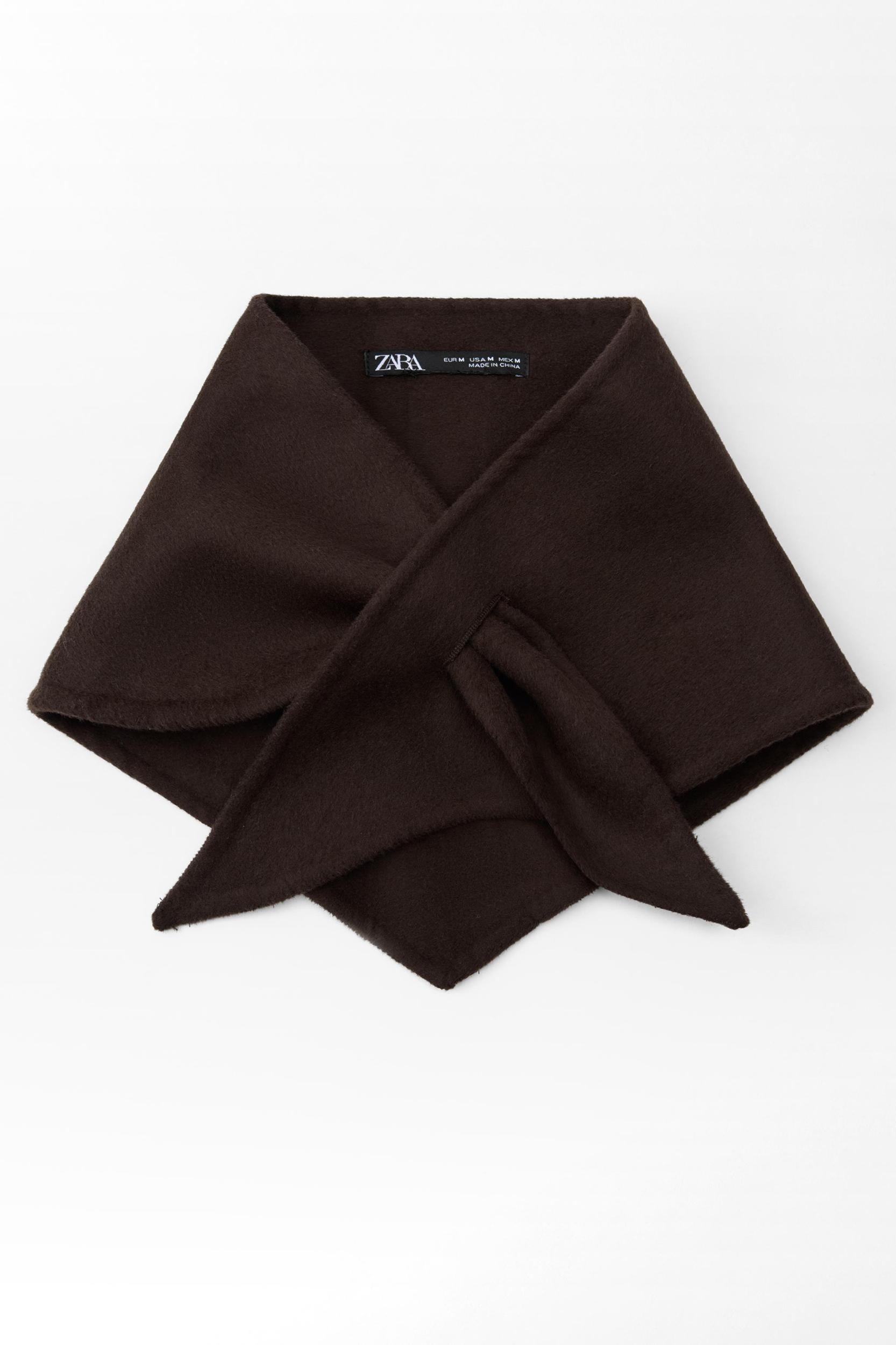 BANDANA WITH WOOL Product Image