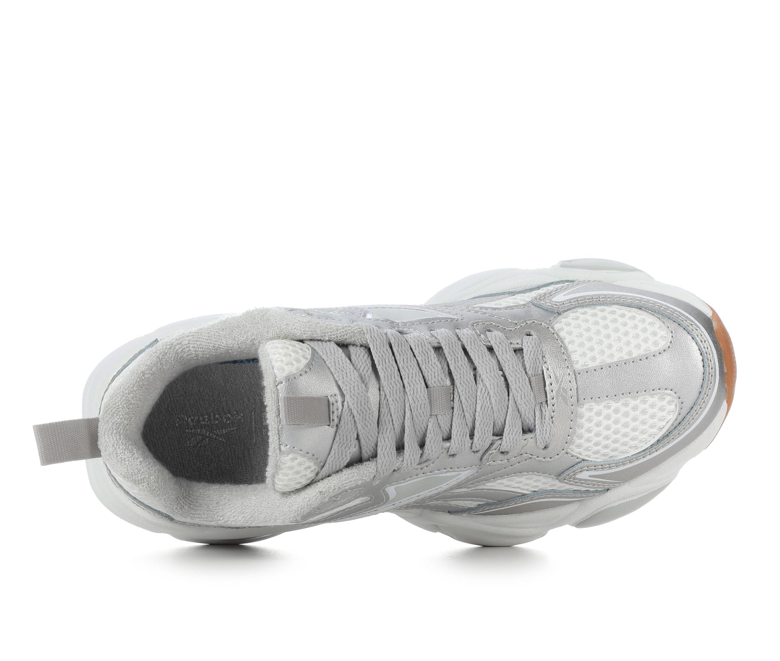 Women's Reebok Charge Sneakers Product Image