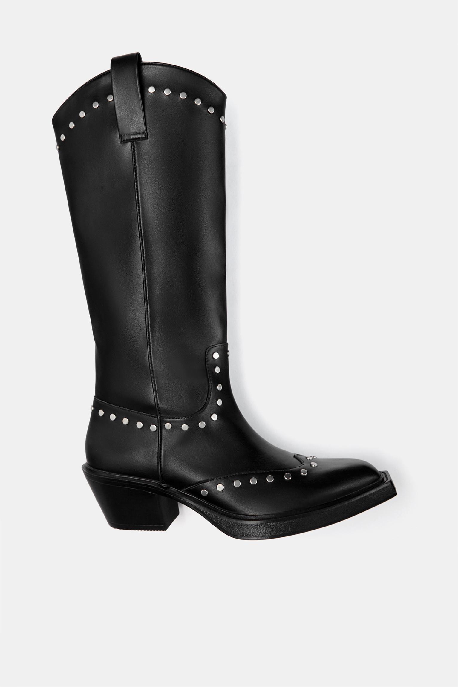 Studded cowboy boots Product Image