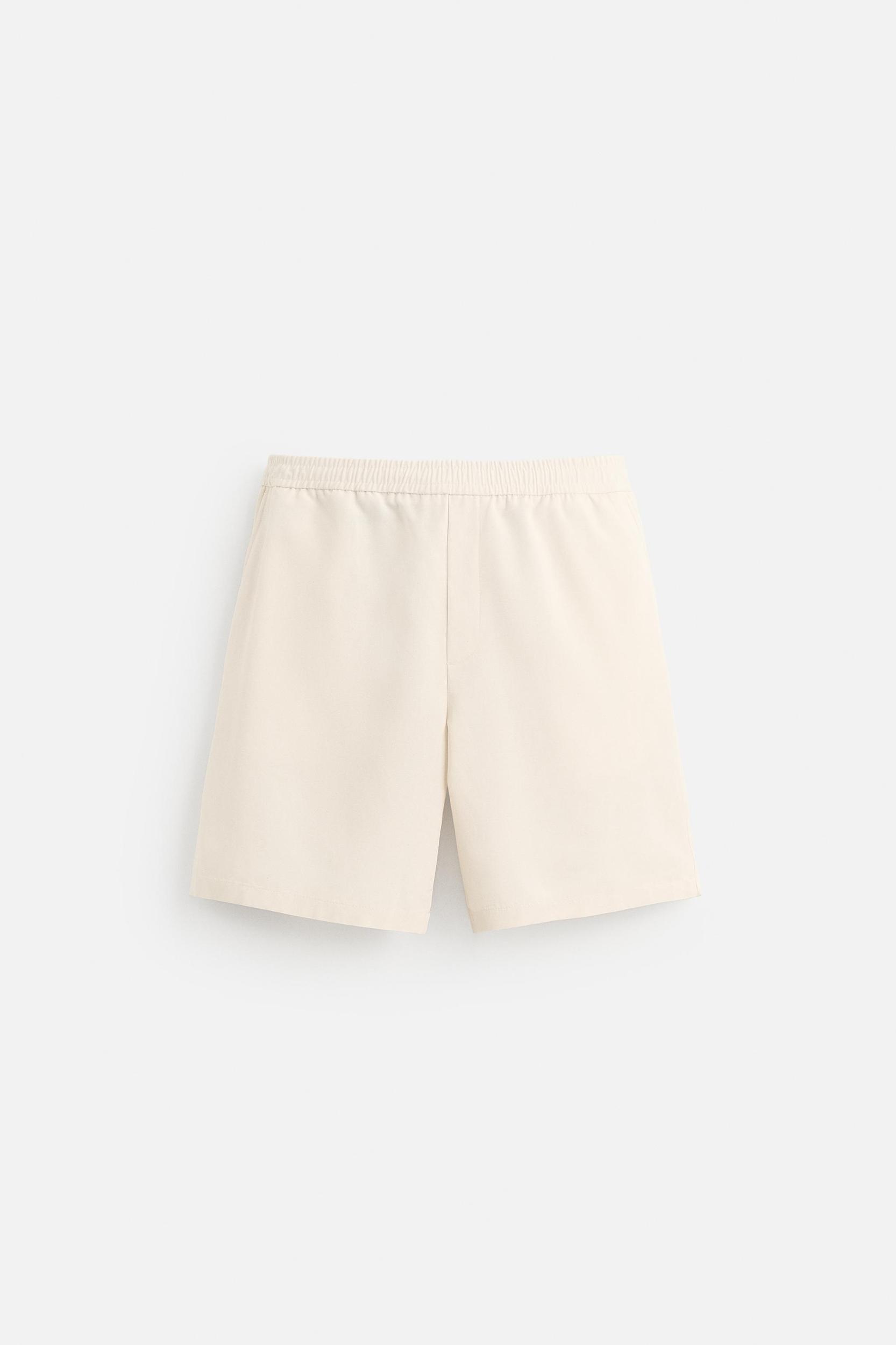 TEXTURED REGULAR FIT SHORTS Product Image