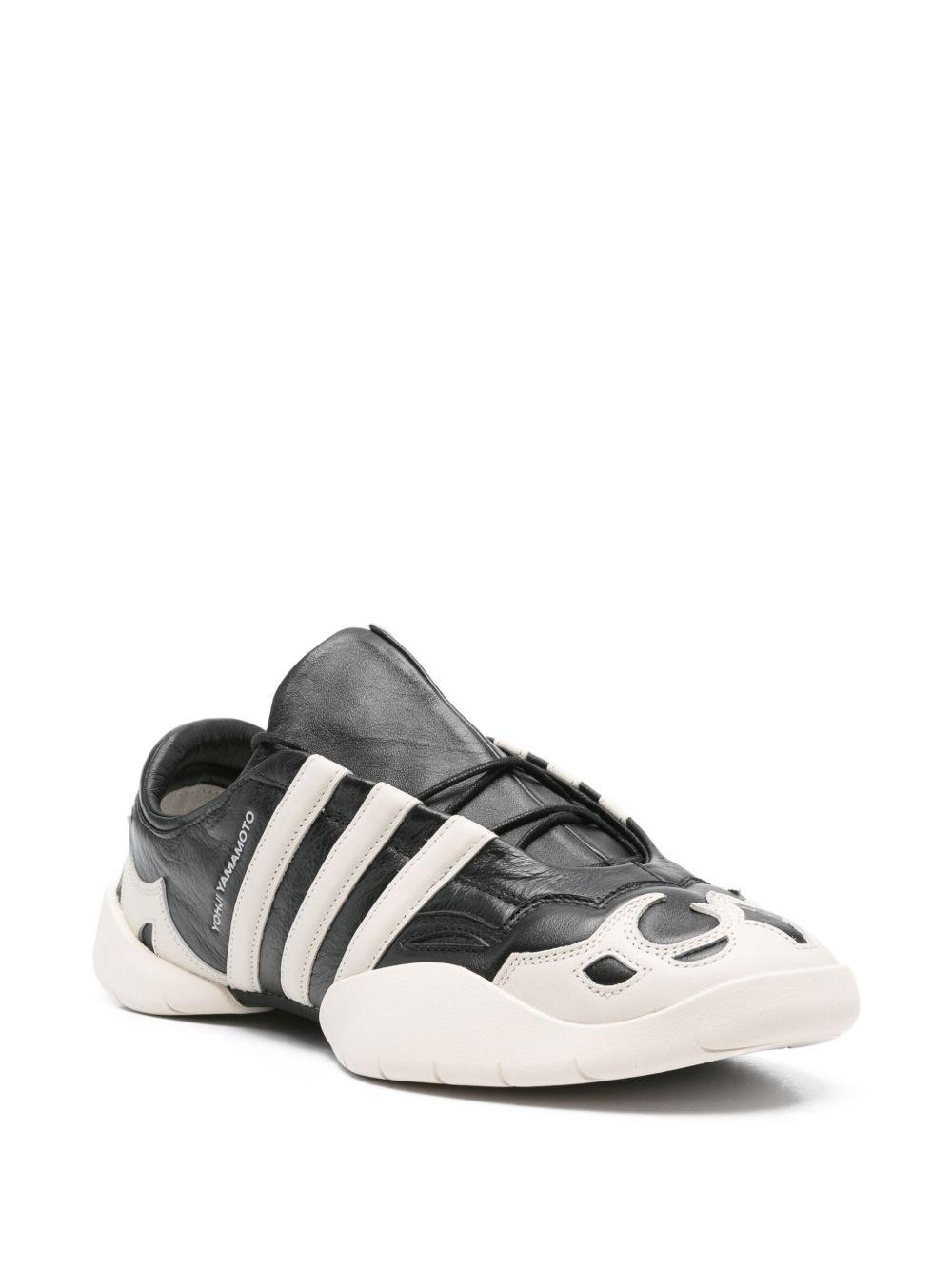 leather sneakers  Product Image