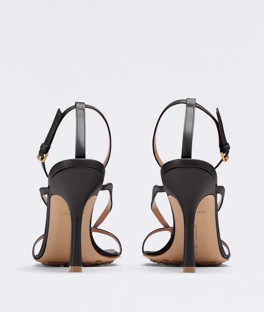 Women's Stretch Strap Sandal in Nero Product Image