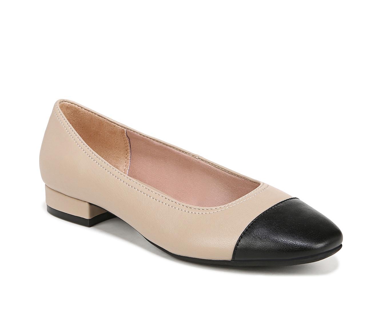 Women's LifeStride Cameo 3 Flats Product Image