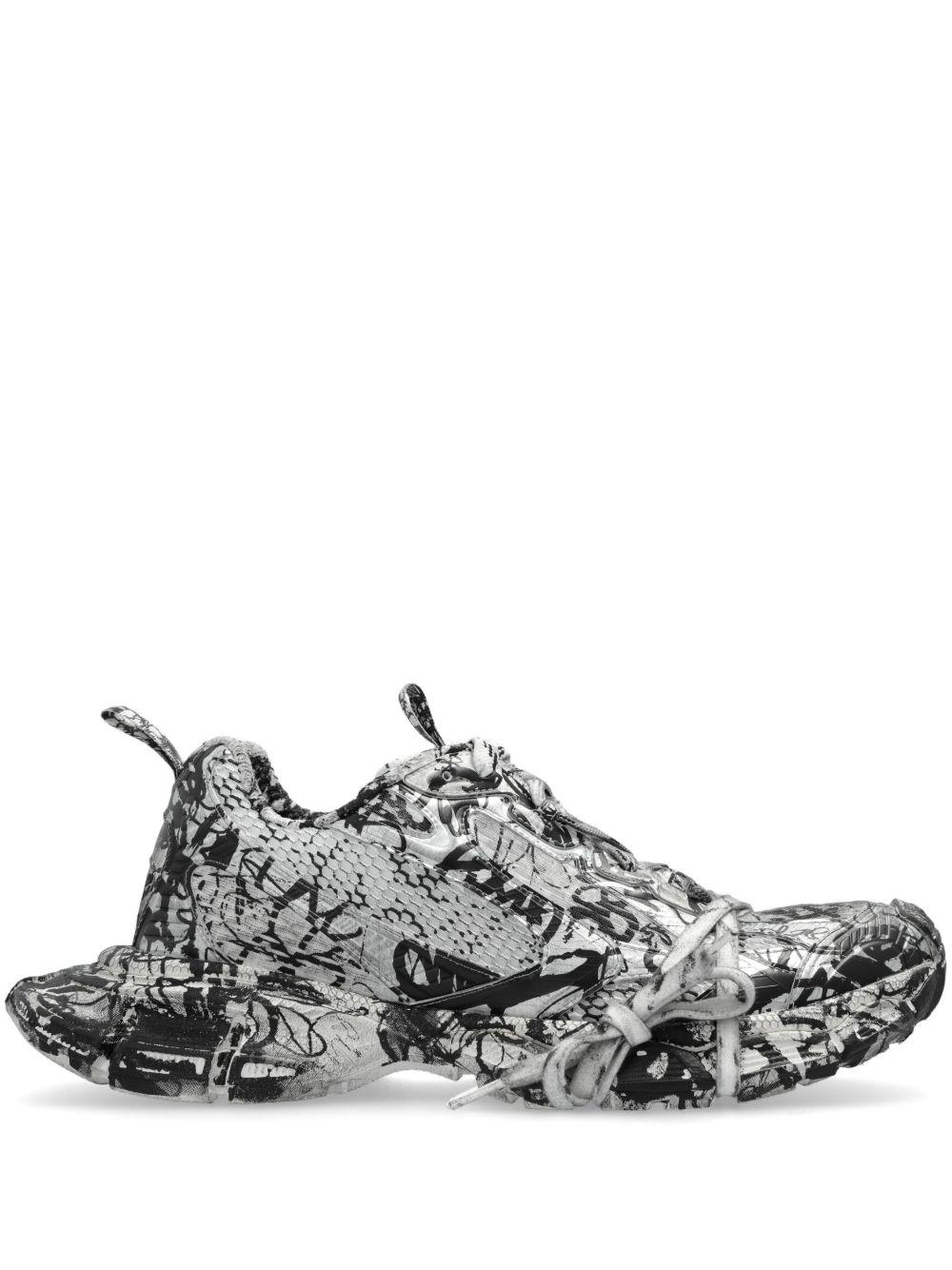 3XL Extreme Graffiti low-top sneakers Product Image