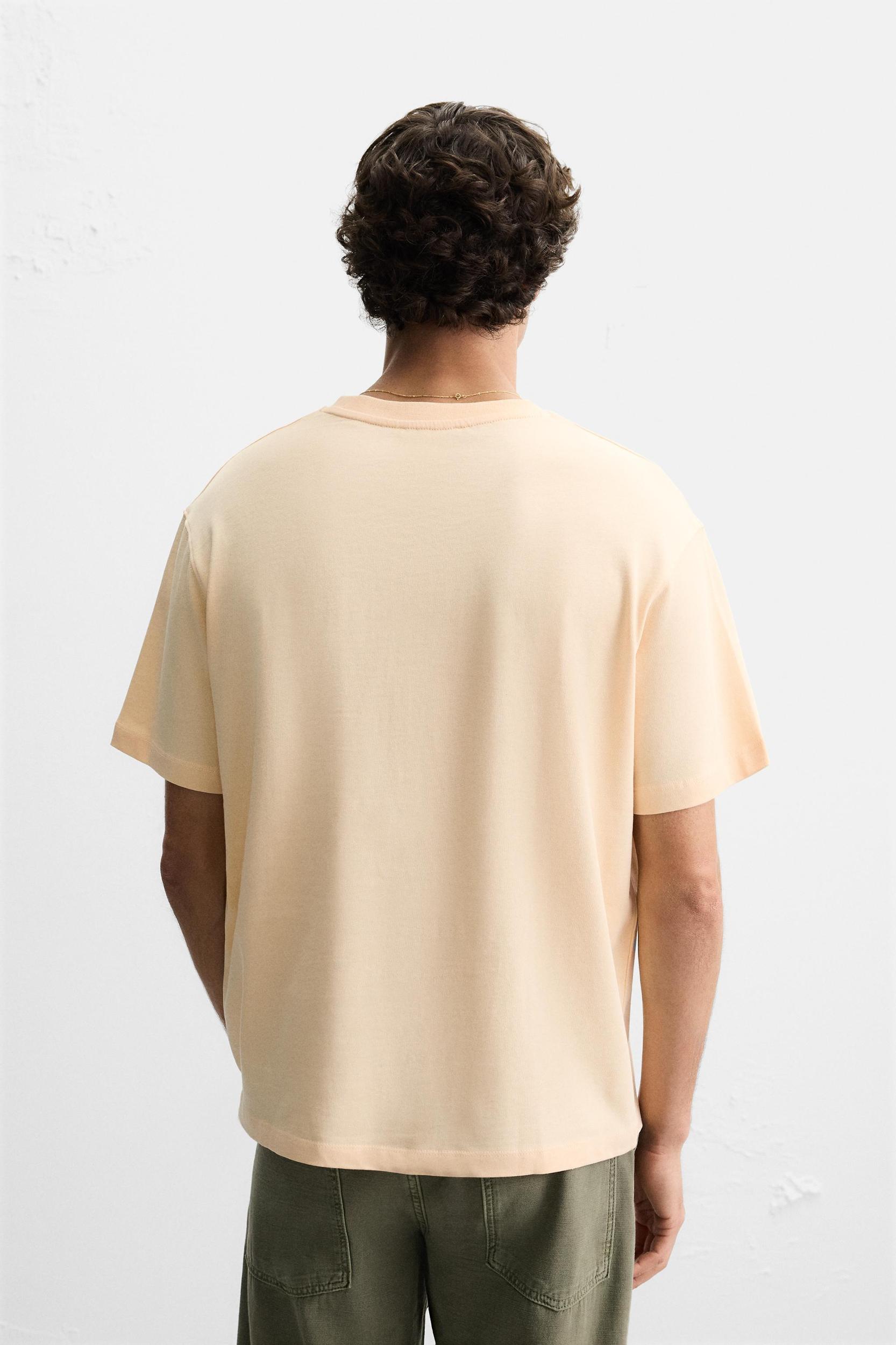 CONTRAST PRINT T-SHIRT Product Image