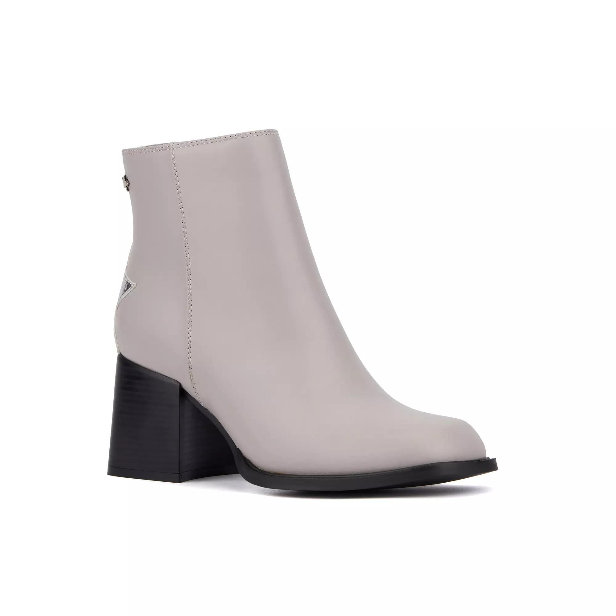 Olivia Miller Star Women's Ankle Boots,  Product Image